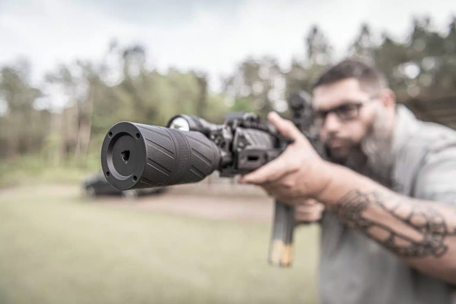 Speed K maintains a wider body. This extra diameter allows for more internal space and better gas expansion, helping it deliver stronger sound suppression than its short length would normally suggest #100daysofsilence