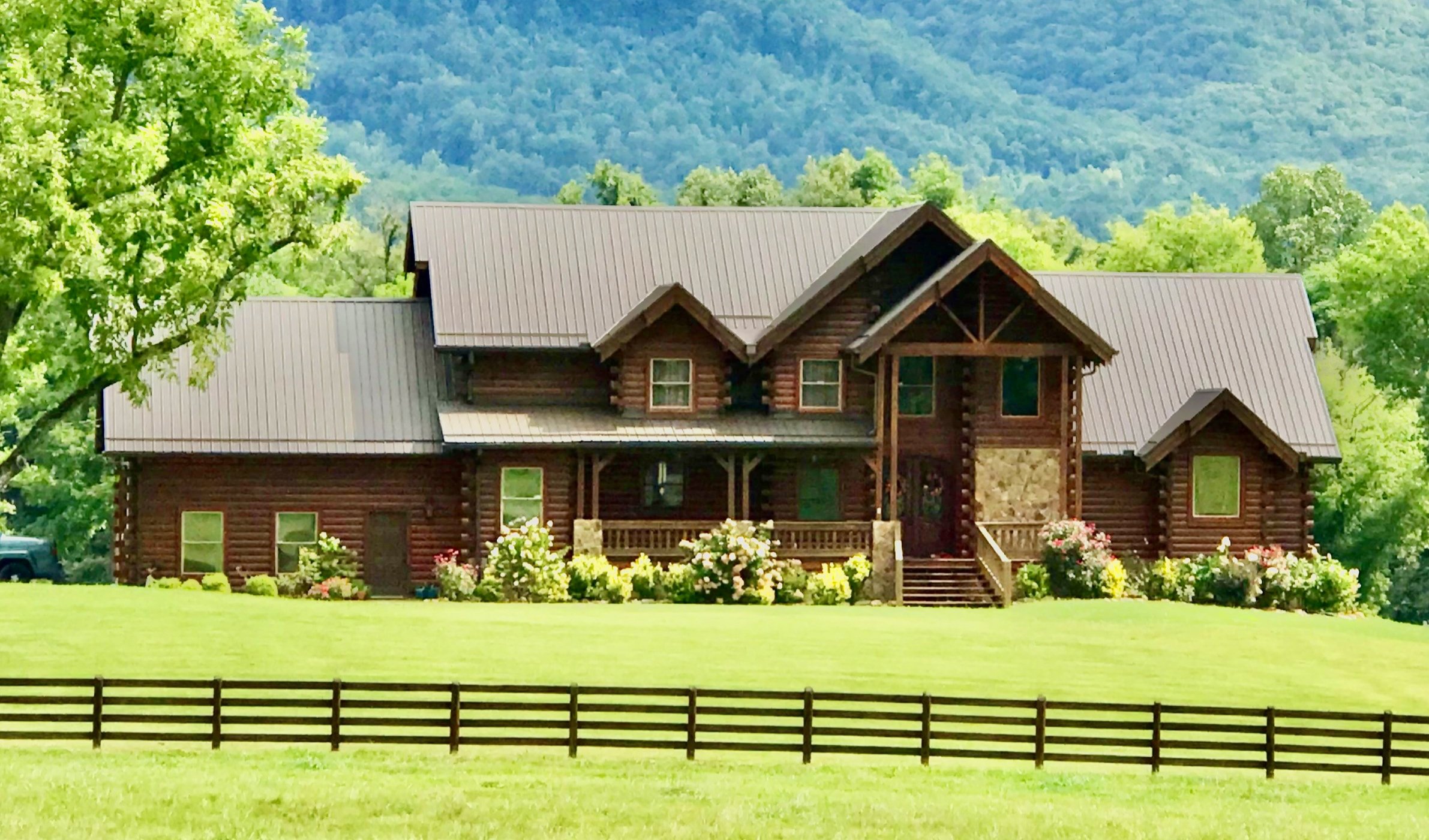 Lodge Cabin