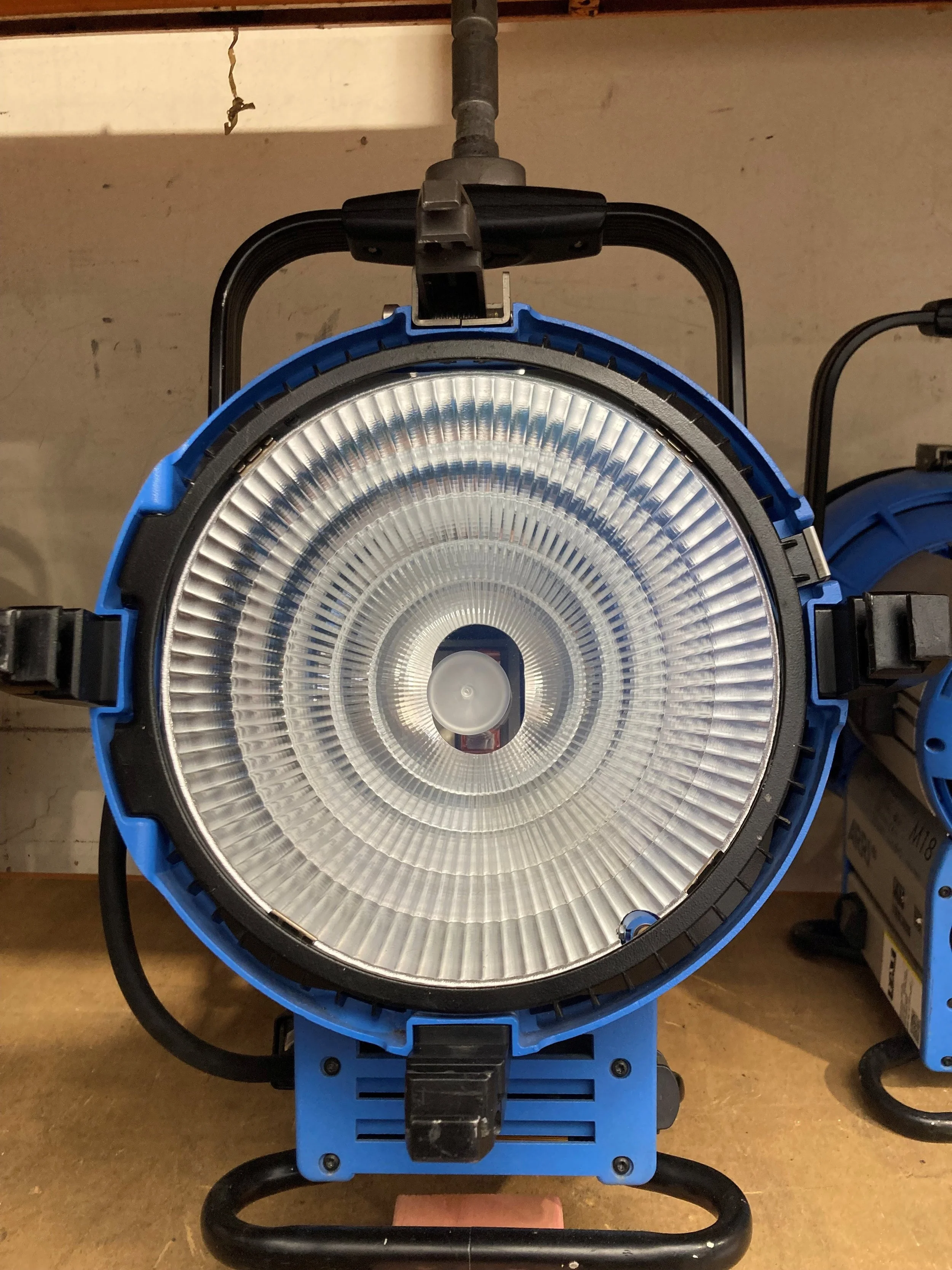 Arri M18 HMI  Professional Lighting Fixture