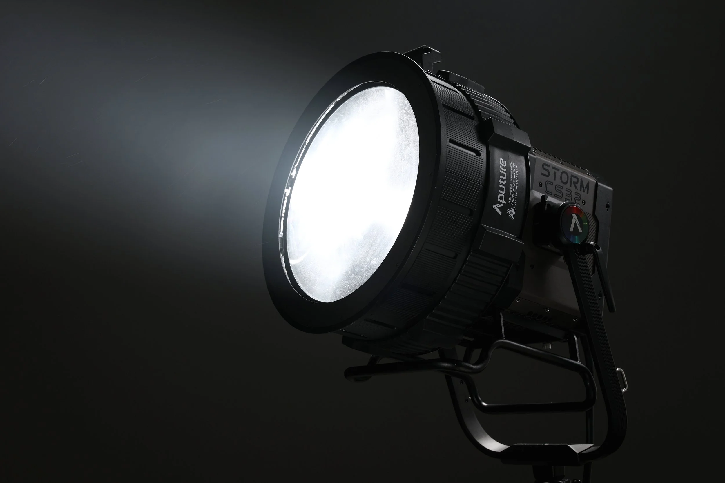 Aputure Storm CS32 1.jpg