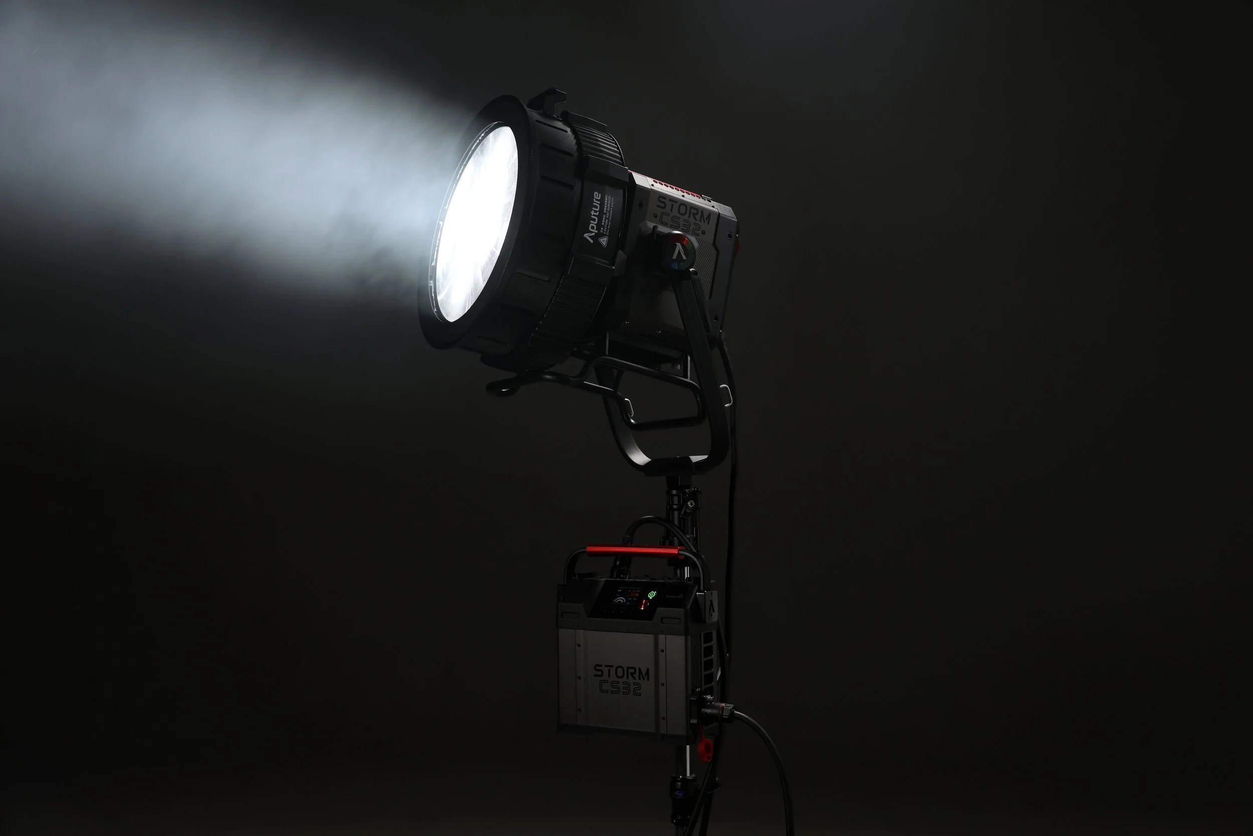Aputure Storm CS32.jpg