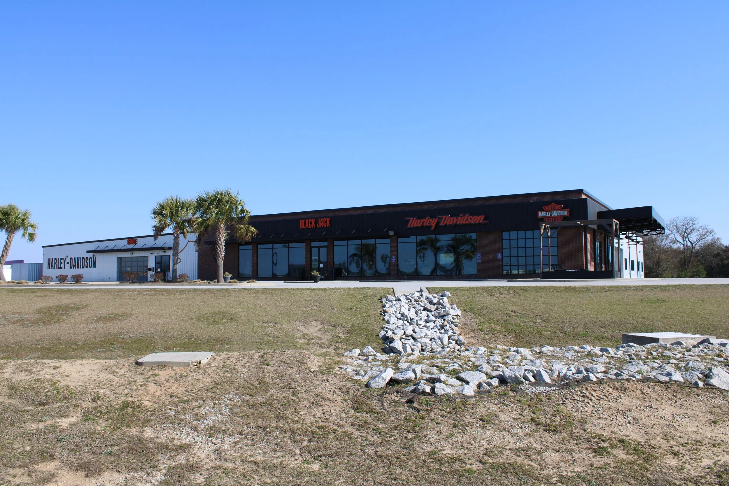 BLACK JACK HARLEY DAVIDSON - CIVIL JOB.JPG