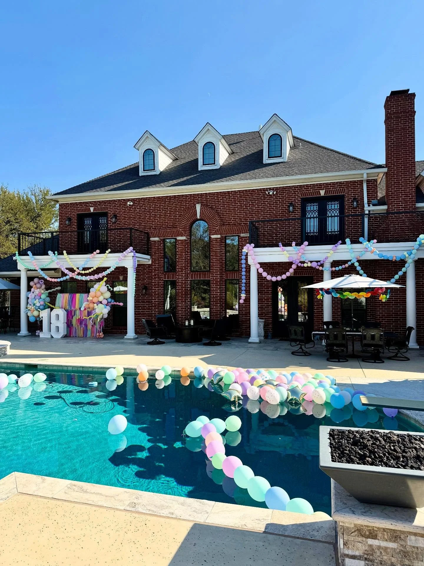 &ldquo;Everything looks better when it&rsquo;s fancy!&rdquo; - Fancy Nancy 💕🍭👑👛🧁🦋🌼🎀