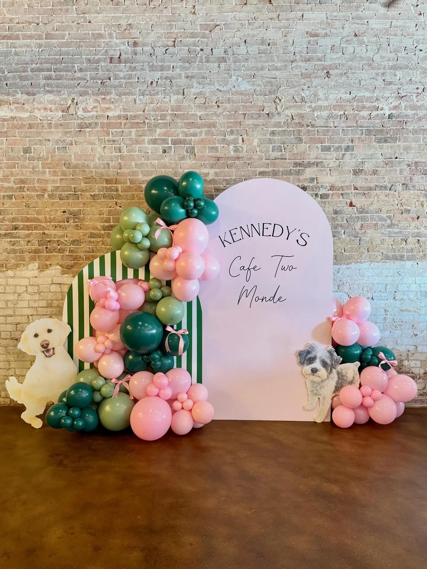 Cafe TWO Monde 🎀☕️🥞
The cutestttt theme! Happy birthday to our sweet friend Kennedy 🤍

@megnboudreaux 
@rileysroomeventstudio 
@minibites_minipancakes
