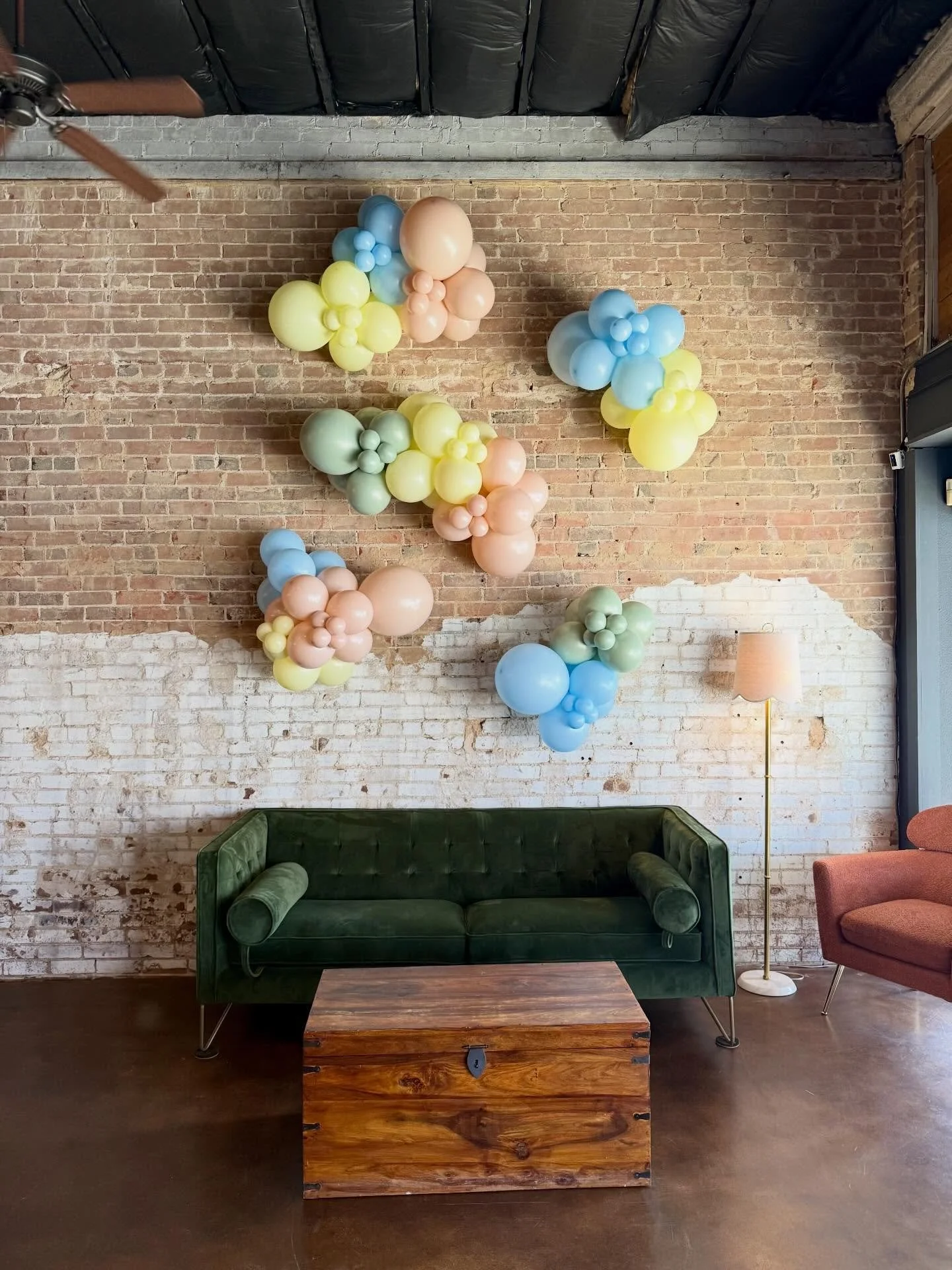 Spring vibes 🌸💐🌼

@tuftexballoons 
@sempertex