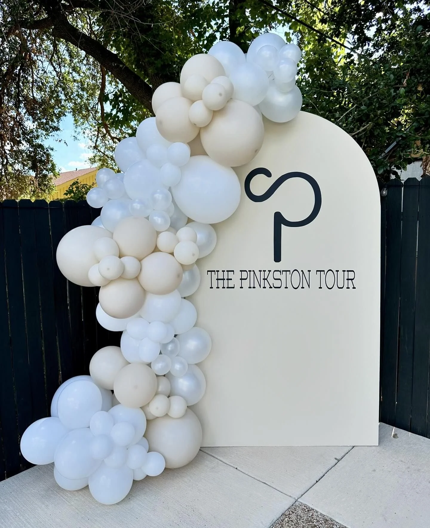 7x4 wood arch backdrop with vinyl and 8-10 ft balloon garland