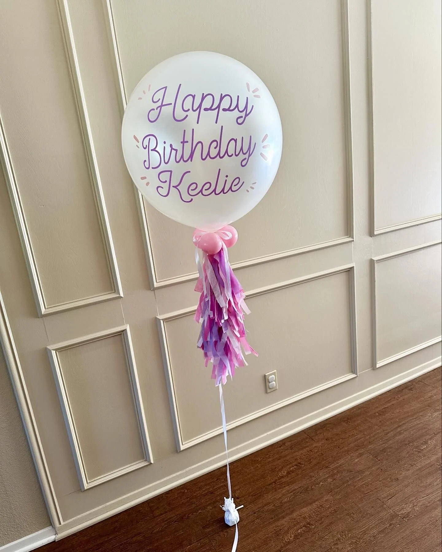 helium jumbo with tassels and vinyl