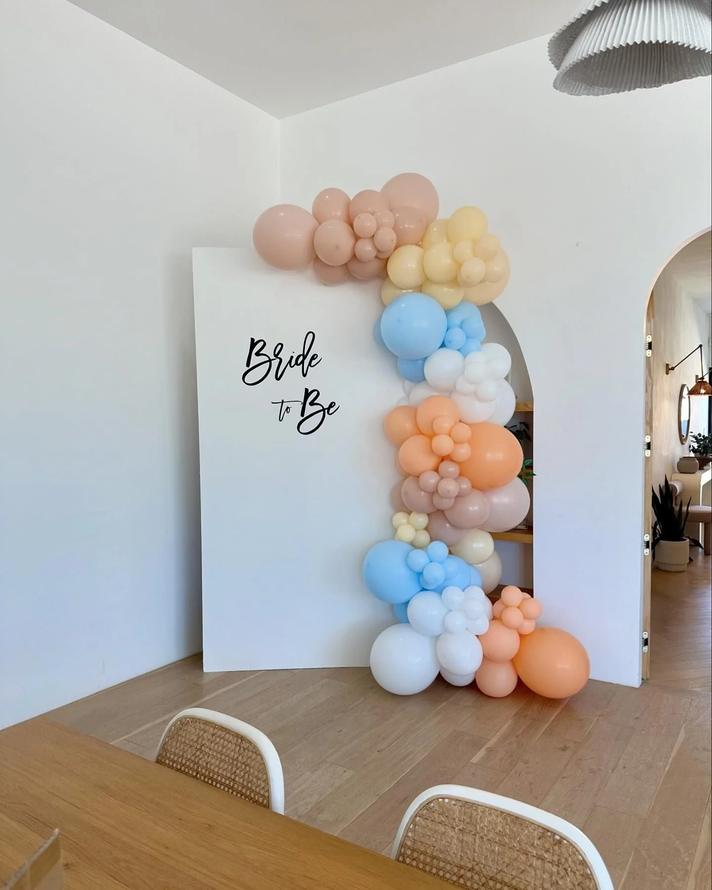 8-10 ft balloon garland