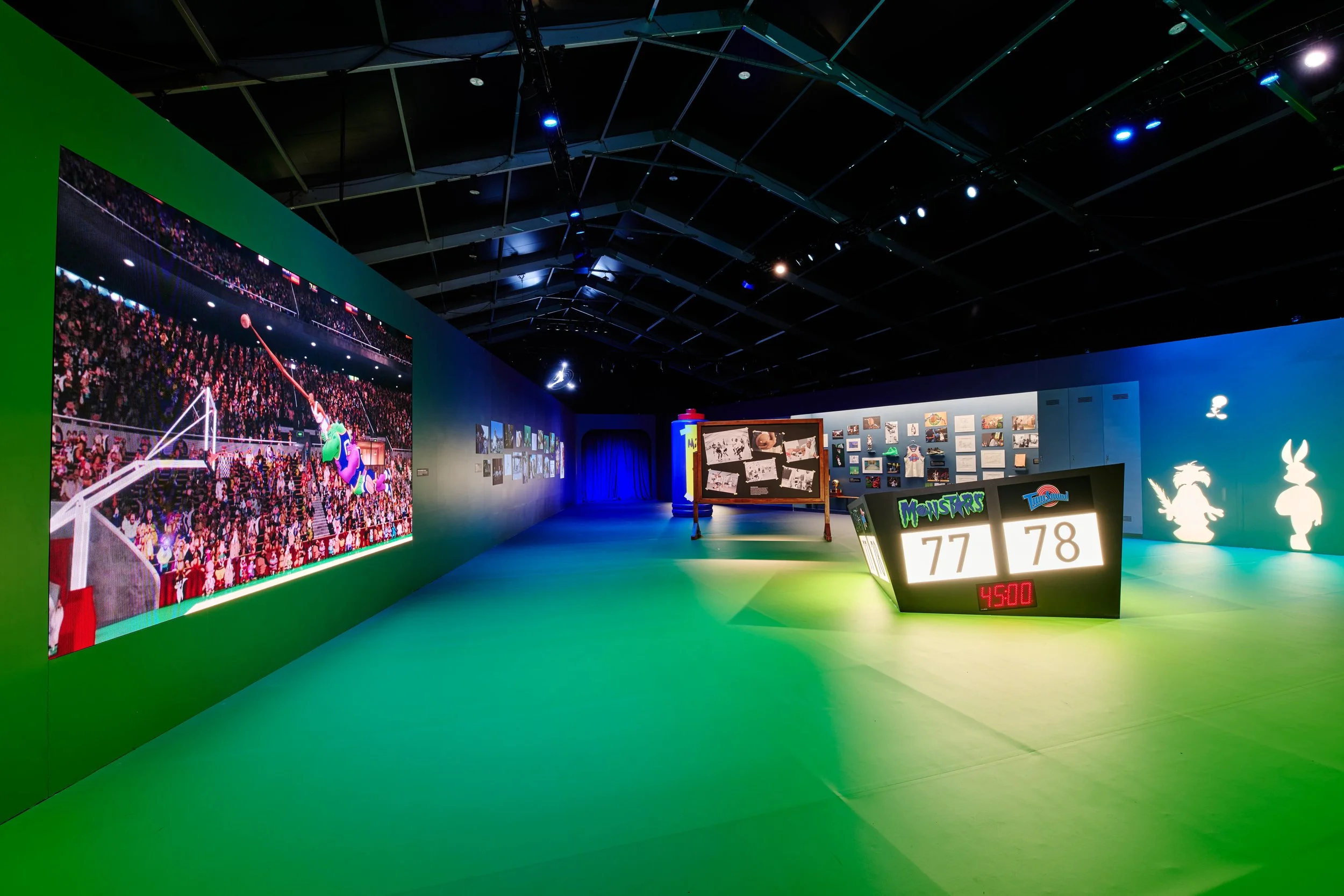 Jordan_SpaceJam_Interior_06.jpg