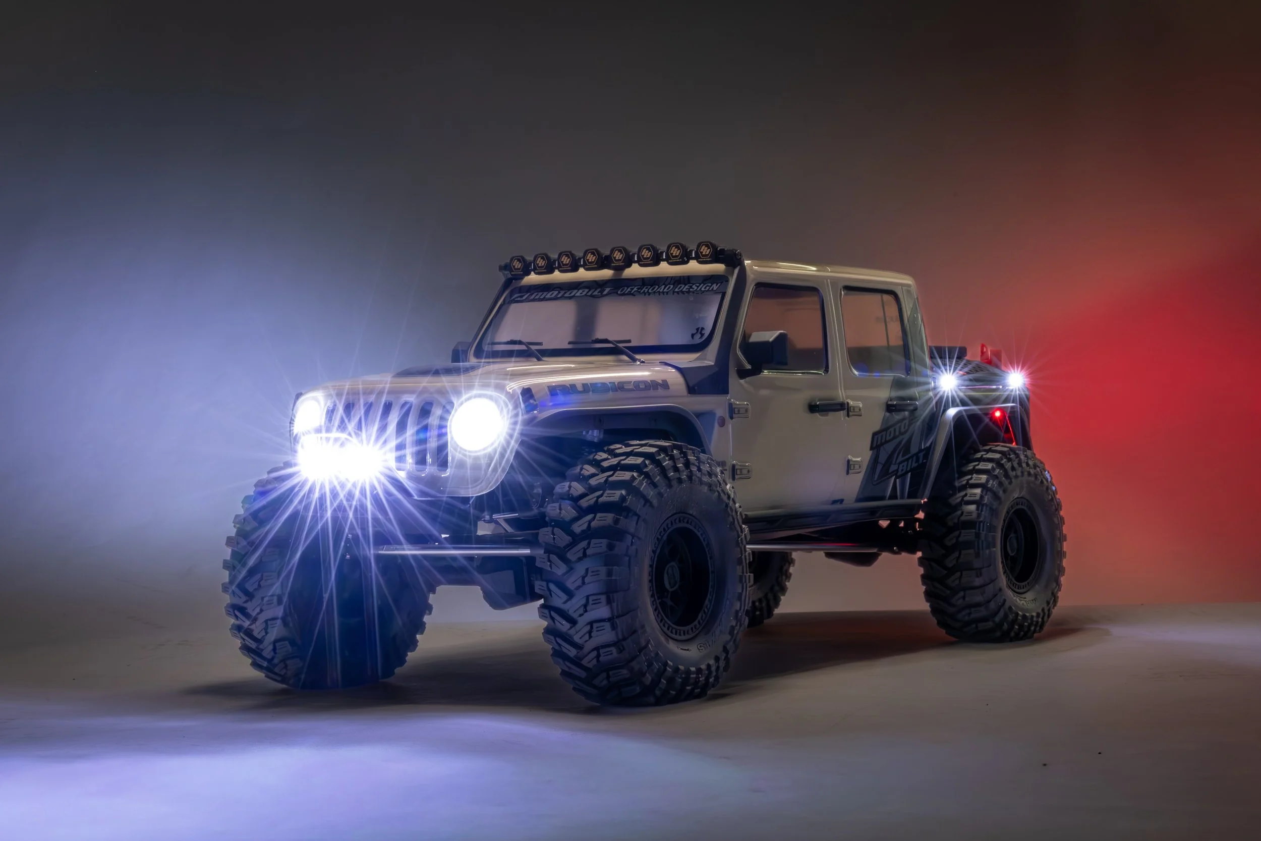 AXI-2443 - Gladiator - T1- 01 2.jpg