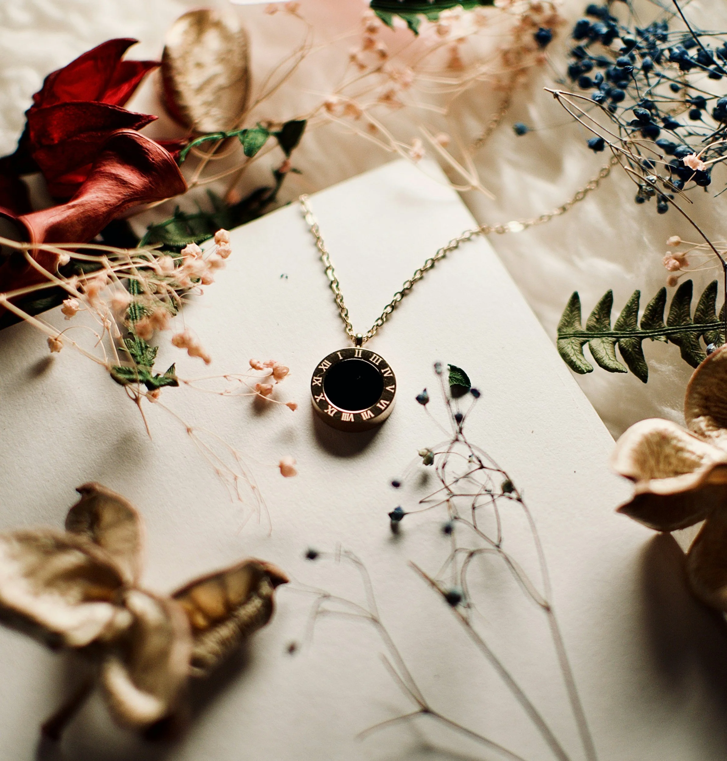 Highlighting Jooel. Image shown is not a product of Jooel.