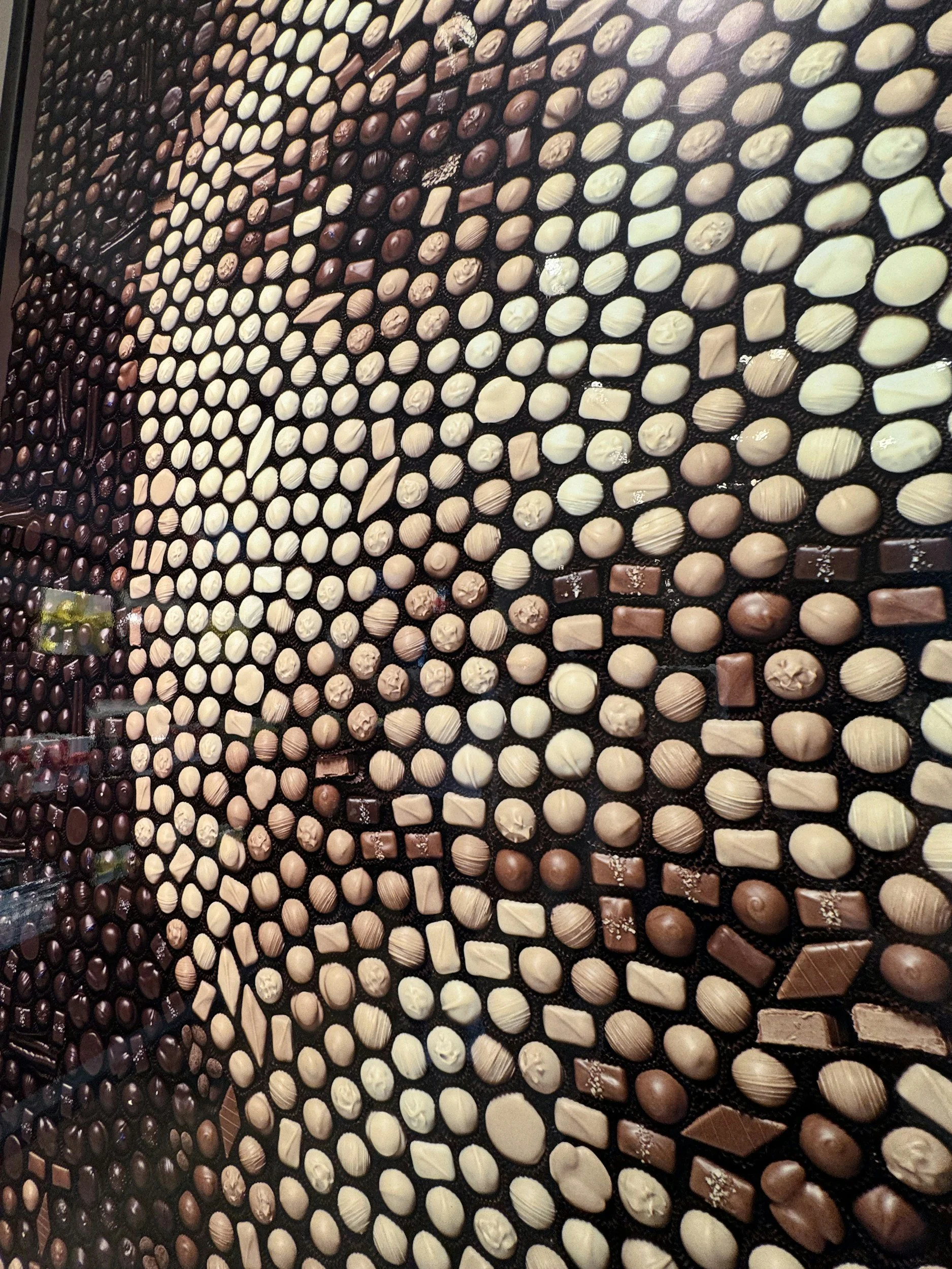 Highlighting Nina Chanel Abney. Image shown is not the work of Nina Chanel Abney.