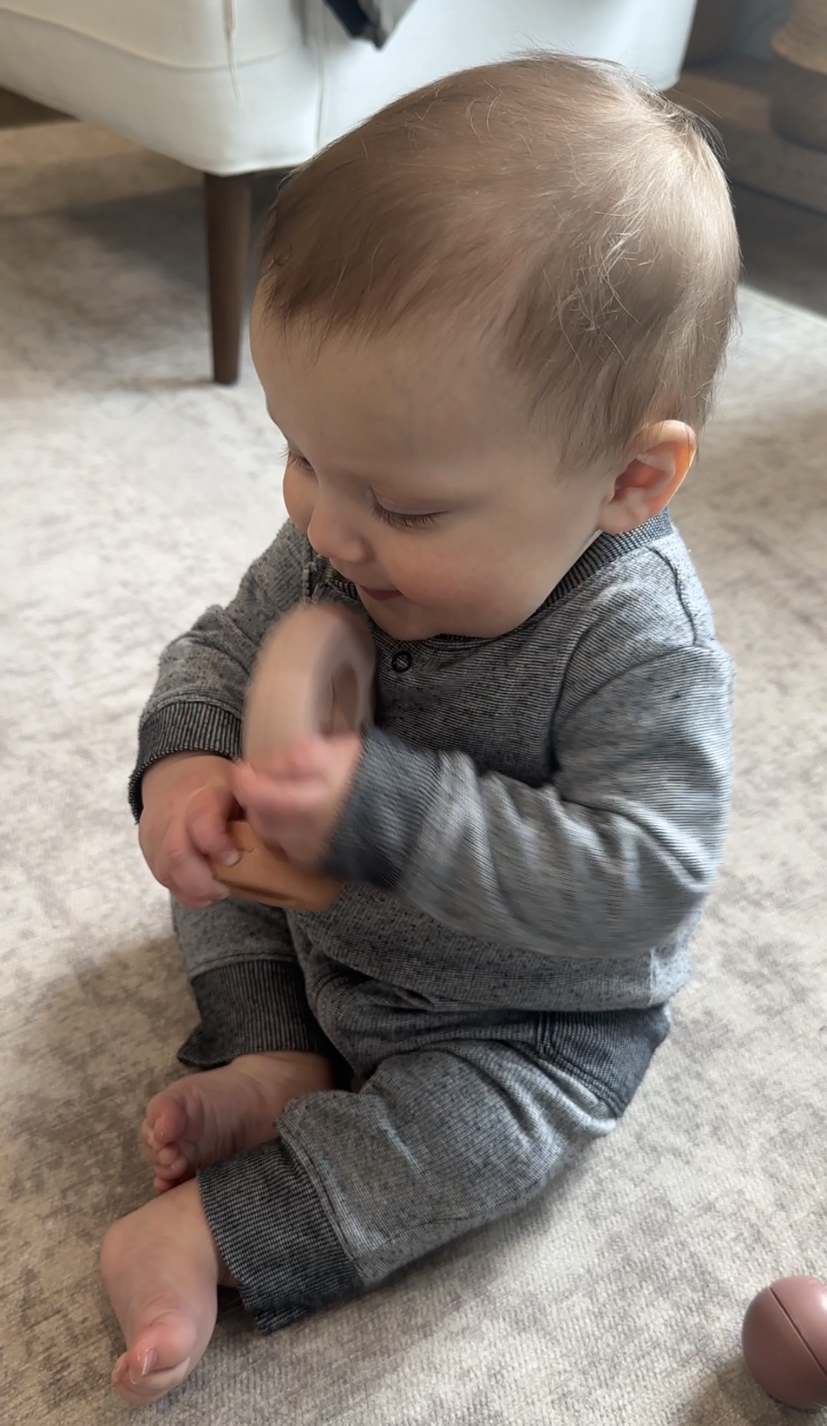 When Do Babies Start Sitting? A Stage-by-Stage Guide from an Infant and Pediatric PT