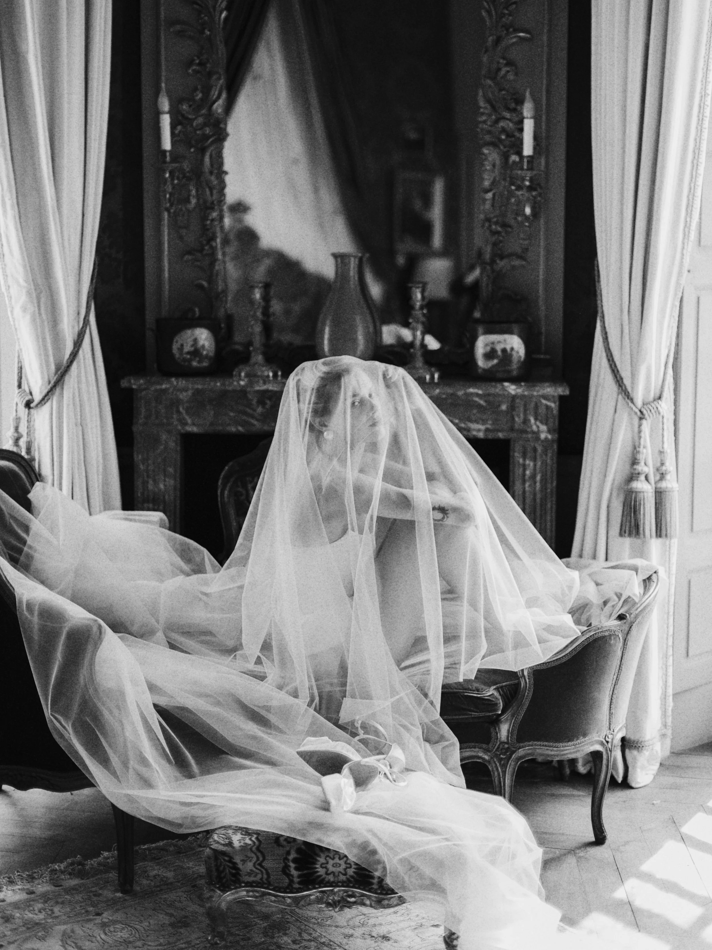 Vita_Vincent_Chateau_de_Villette_France_Wedding-53-2.jpeg
