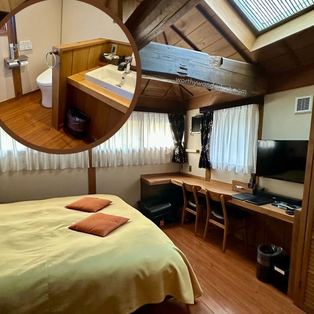 Room at Inn Noshiyu, with toilet, bed, desk, tv.