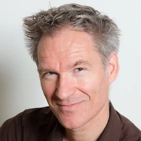Headshot portrait of Brussels photographer Sander de Wilde