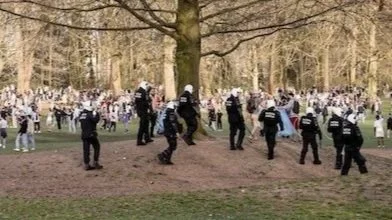 The La Boum protest party