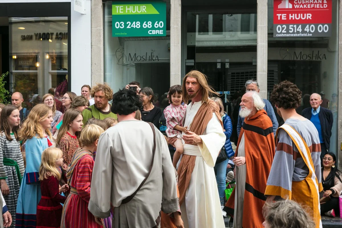 La procession du Saint-Sang photographiée

Photographie de reportage, Bruges, Belgique