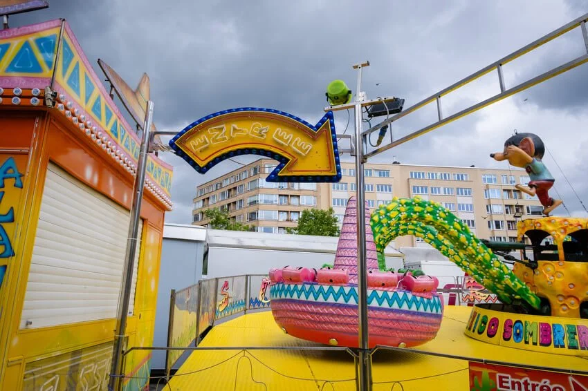 Street photography in Brussels by Sander