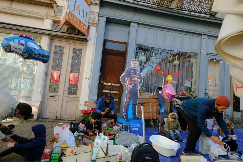 Street photography in Brussels by Sander