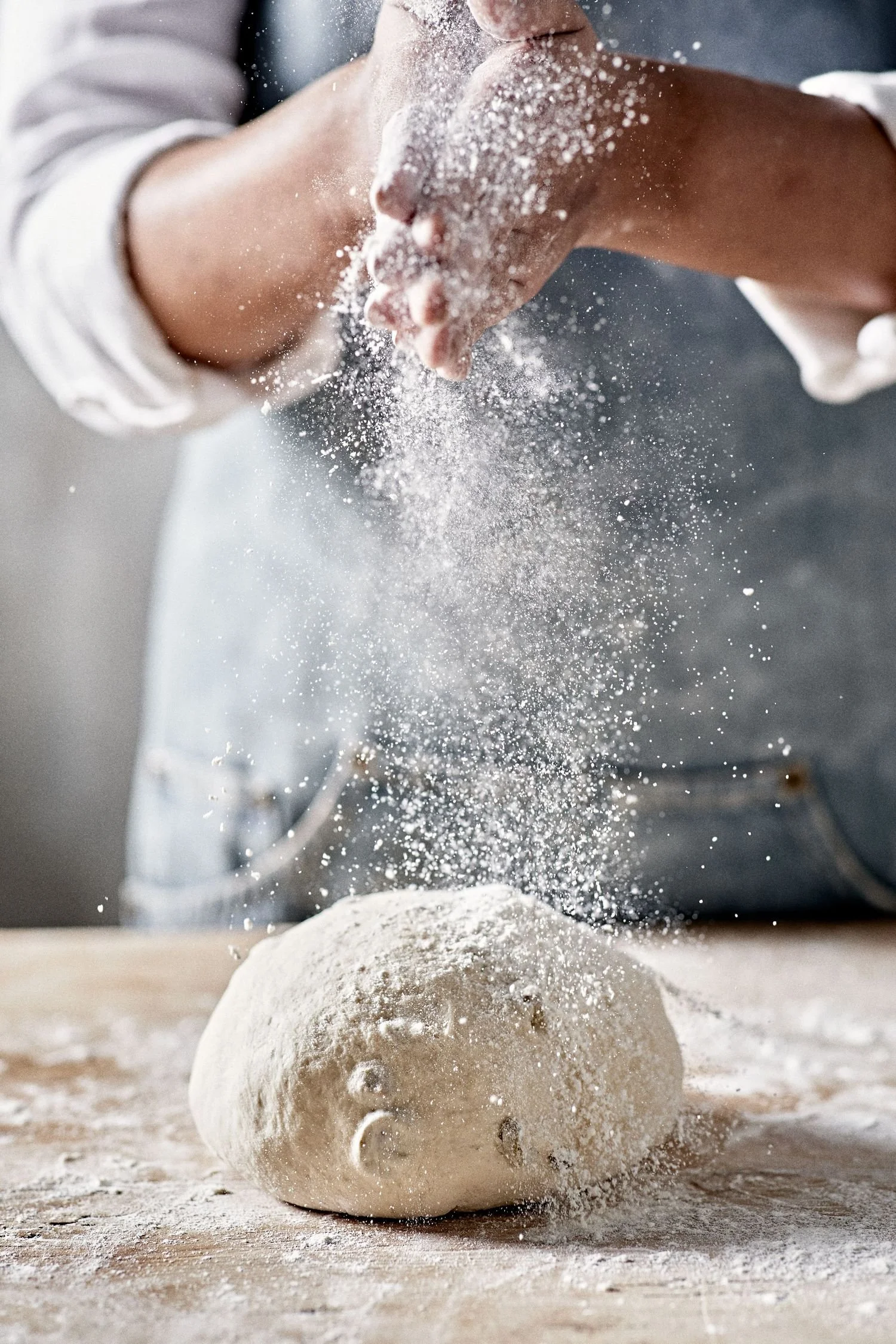 BREAD_MAKING_PINK_LADY_2-c7507100.jpg