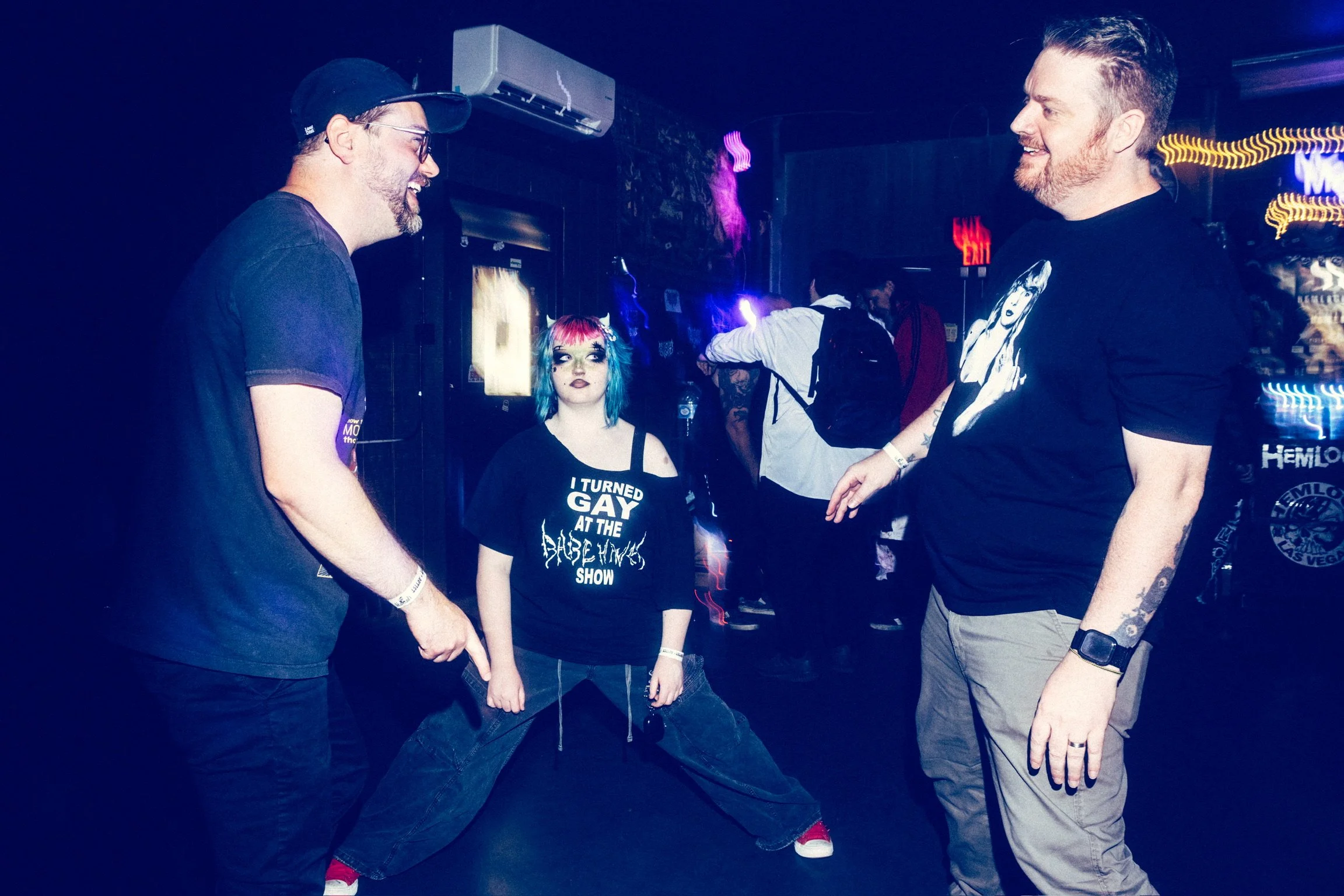 不加冰 (4) Preshow Callisthenics Cybersigilian Standoff.JPEG