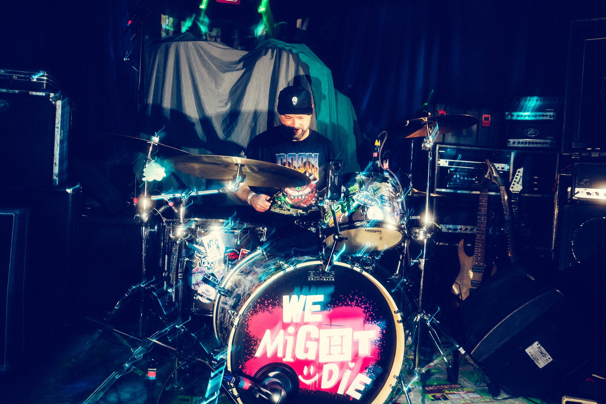 不加冰 (105) We Might Jive, Chance and the Stowaway Cabs.JPEG