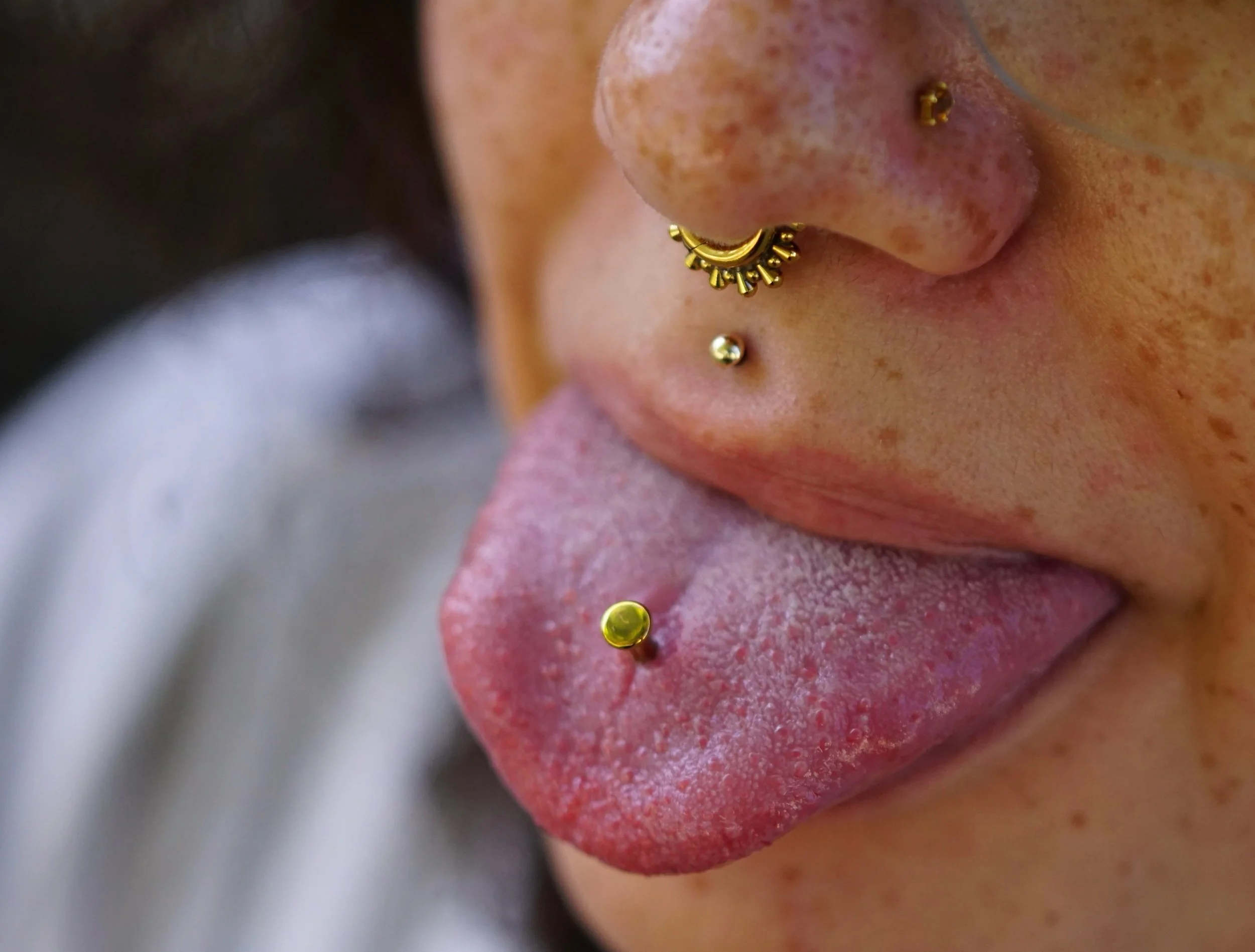 Kookie just did a second downsize on Hannah&rsquo;s healed tongue piercing that was performed flawlessly by Dylan during his guest spot with us this summer! ✨

Tongue piercings heal super quickly due to their vascularity, so it&rsquo;s incredibly imp