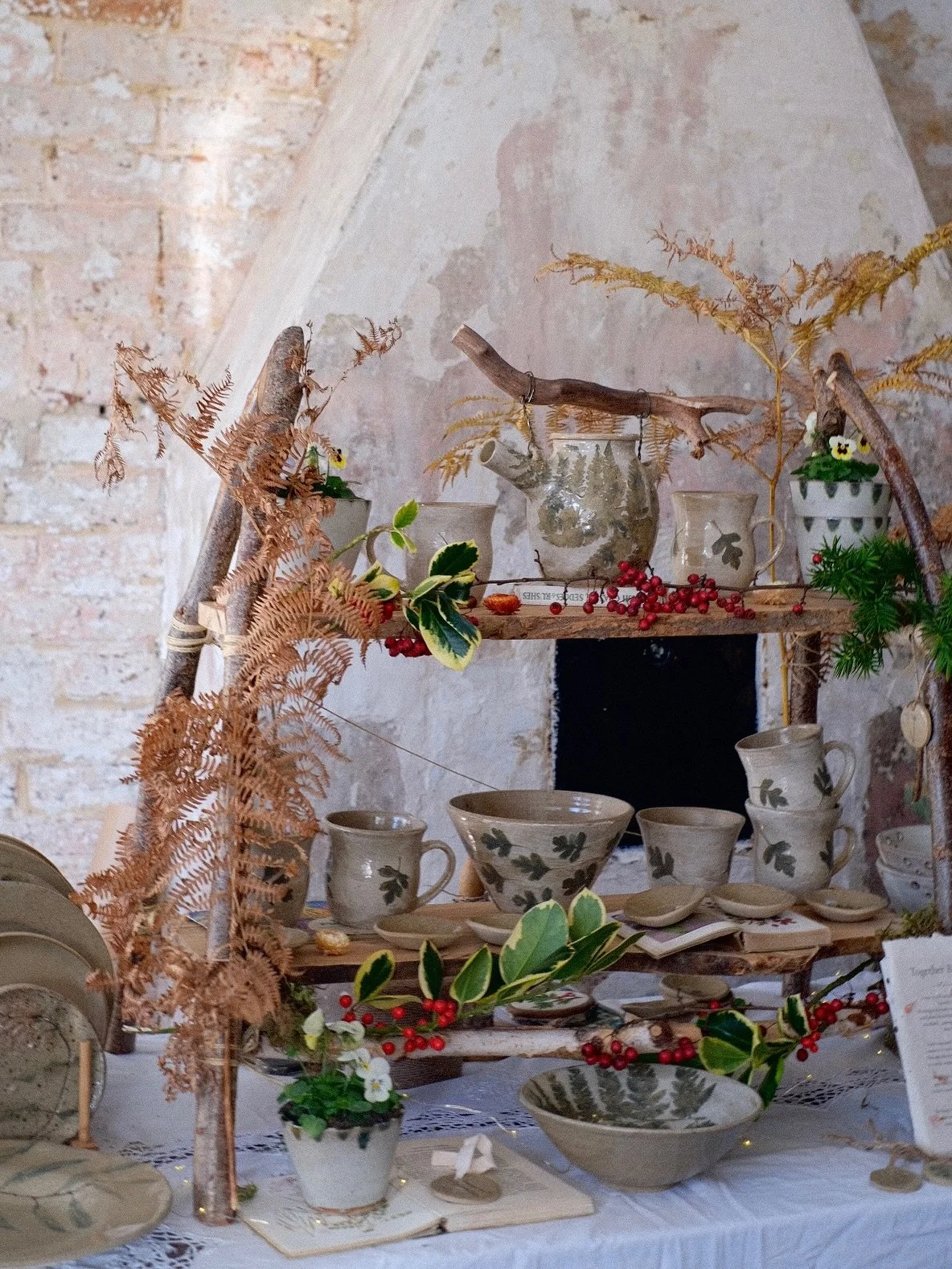 Thank you so much to everyone who joined me at @the_mint_house_pevensey last weekend! It was such a gorgeous event, and the building is steeped in history which made it even more special.

I&rsquo;ll be at @macknade tomorrow for their festive fair, i