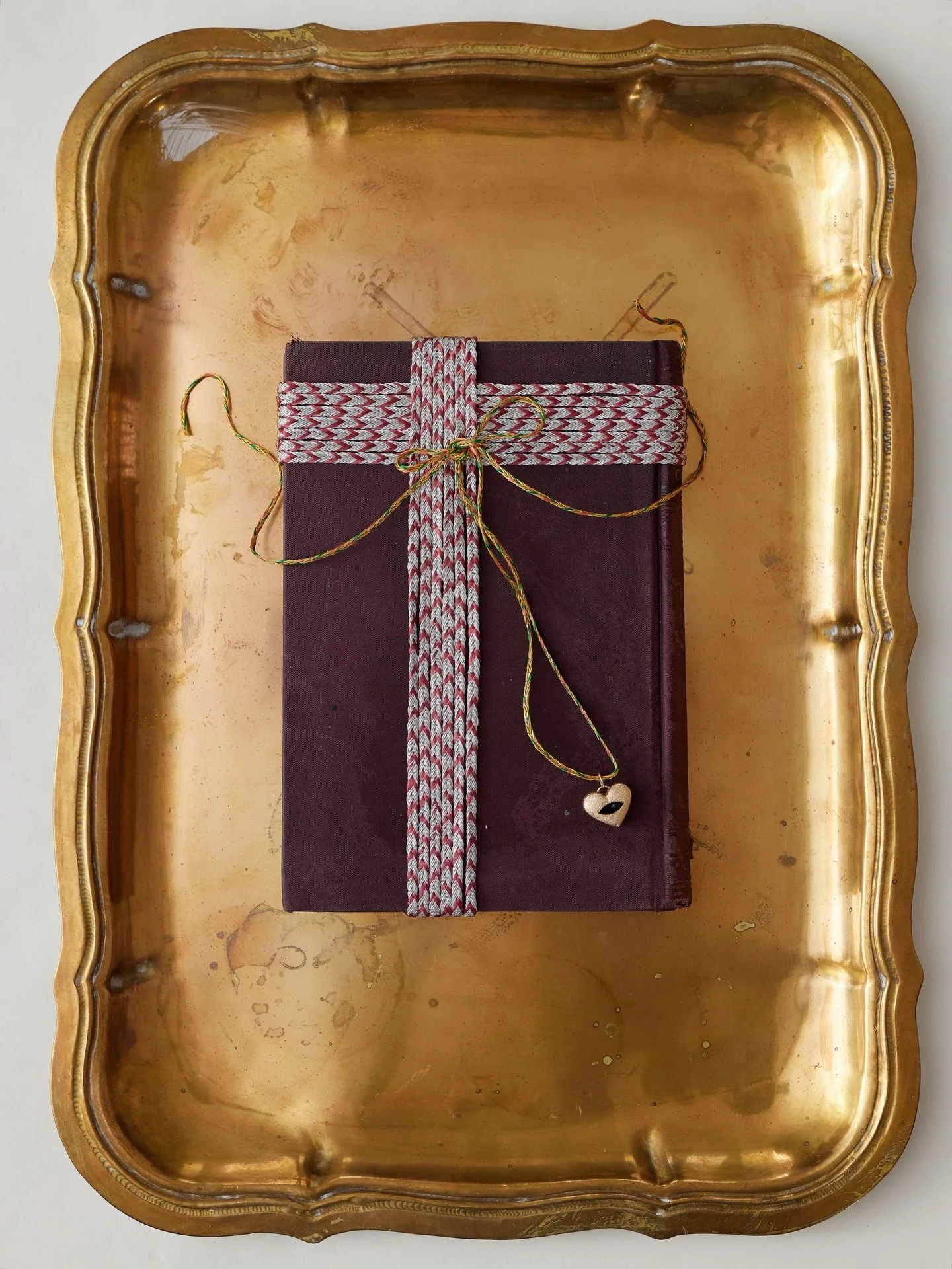 I was talking with my kids about rituals the other day, how even the smallest acts, a song before we start the day or a group hug, become part of our story. Jewelry does this too. A familiar pendant, the soft clink of bracelets gathered over the year