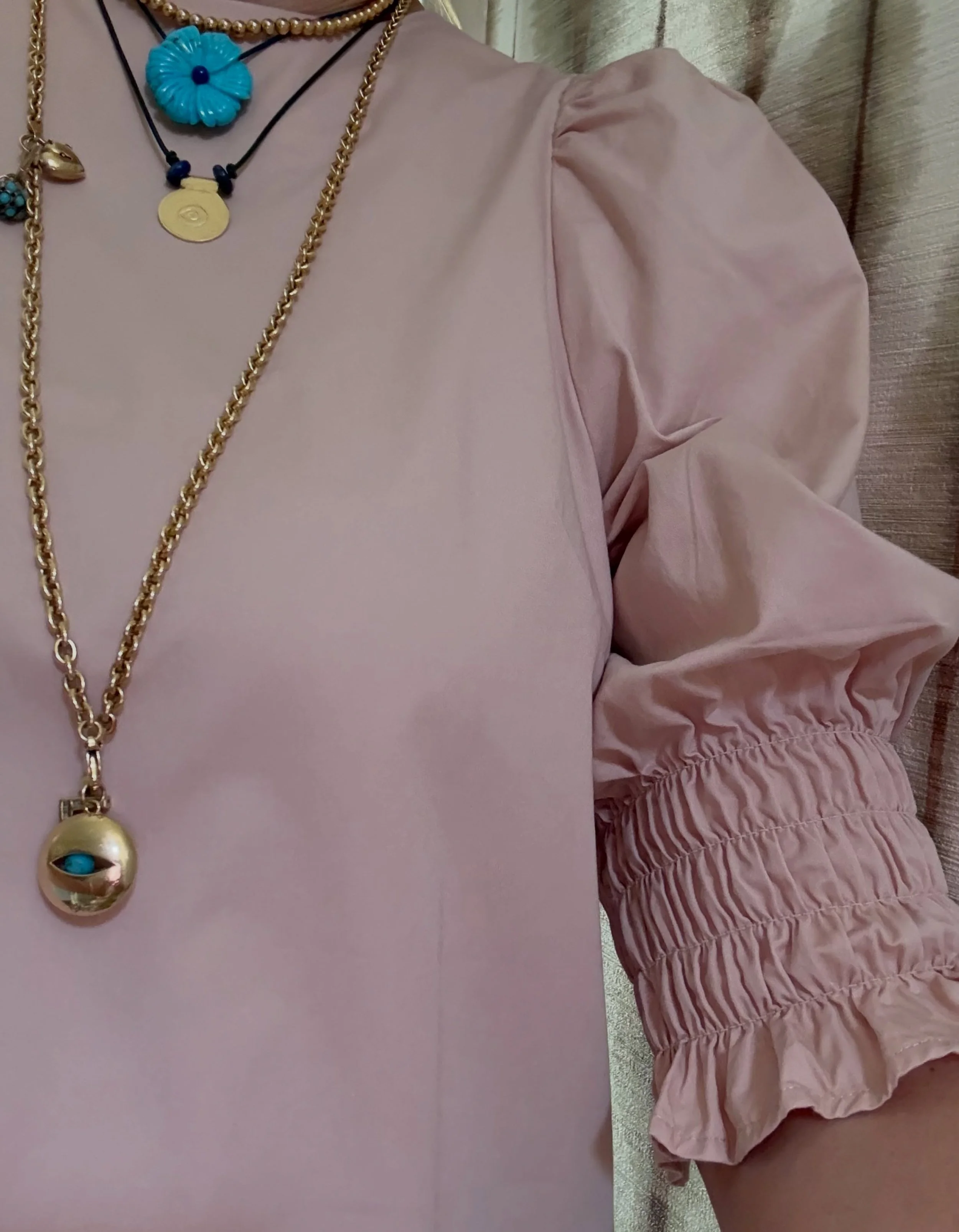 Styling jewelry today and realized my dress is basically my brand colors 🤍 I guess we really do gravitate toward the things we love, over and over again.