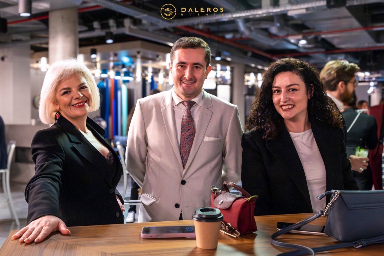 DE HOR (Jan 16) by Claire 73 Large.jpeg