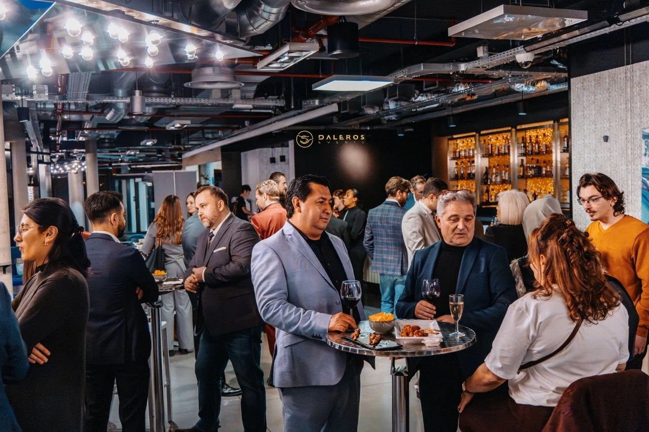 DE HOR (Jan 16) - by Alison 25 Large.jpeg