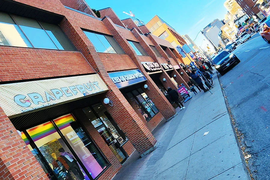 How Do Small Businesses in Toronto Get More Customers Through Social Media?