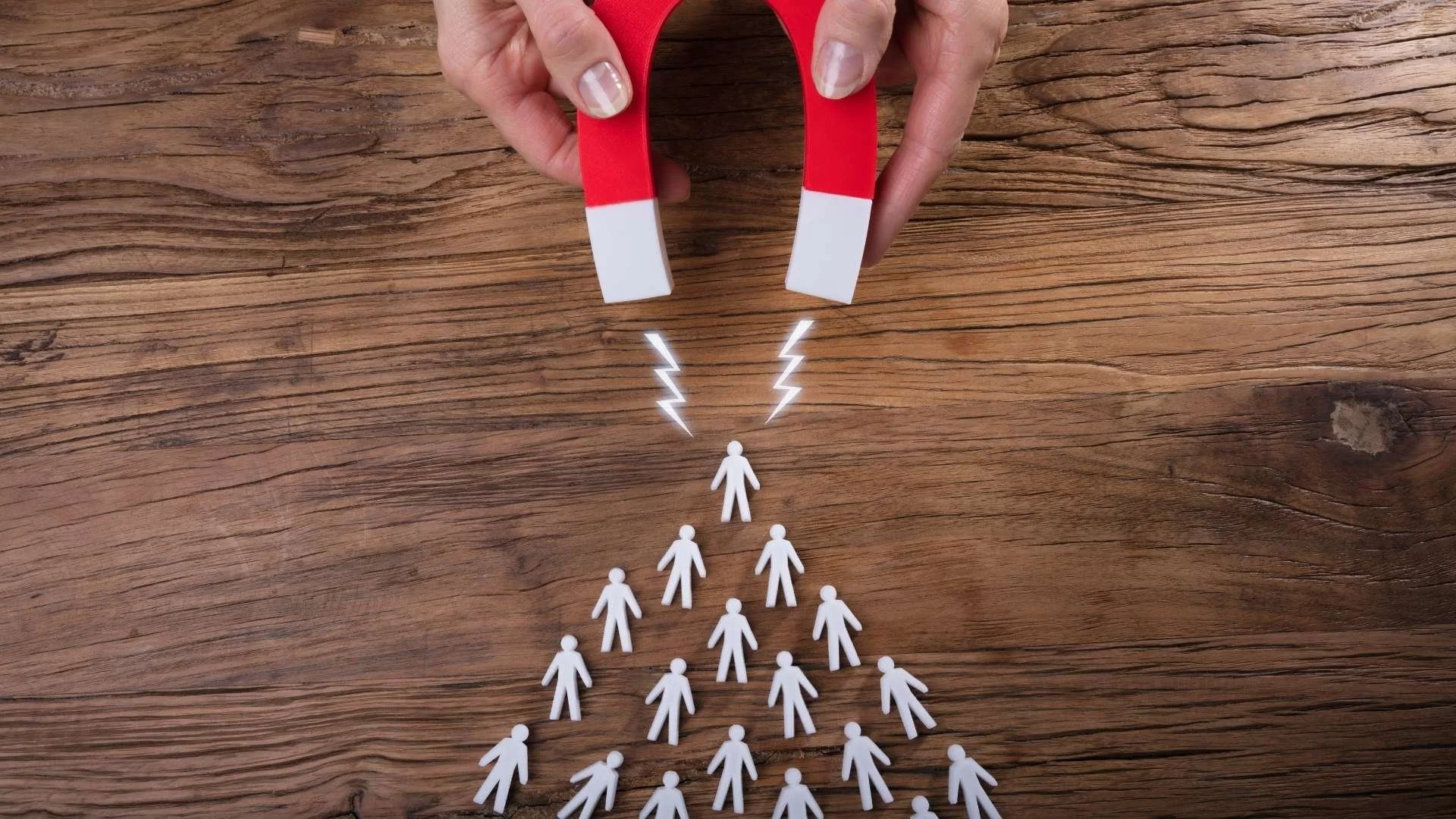 How Do You Attract Walk-In Customers to a Mississauga Storefront Using Digital Marketing?