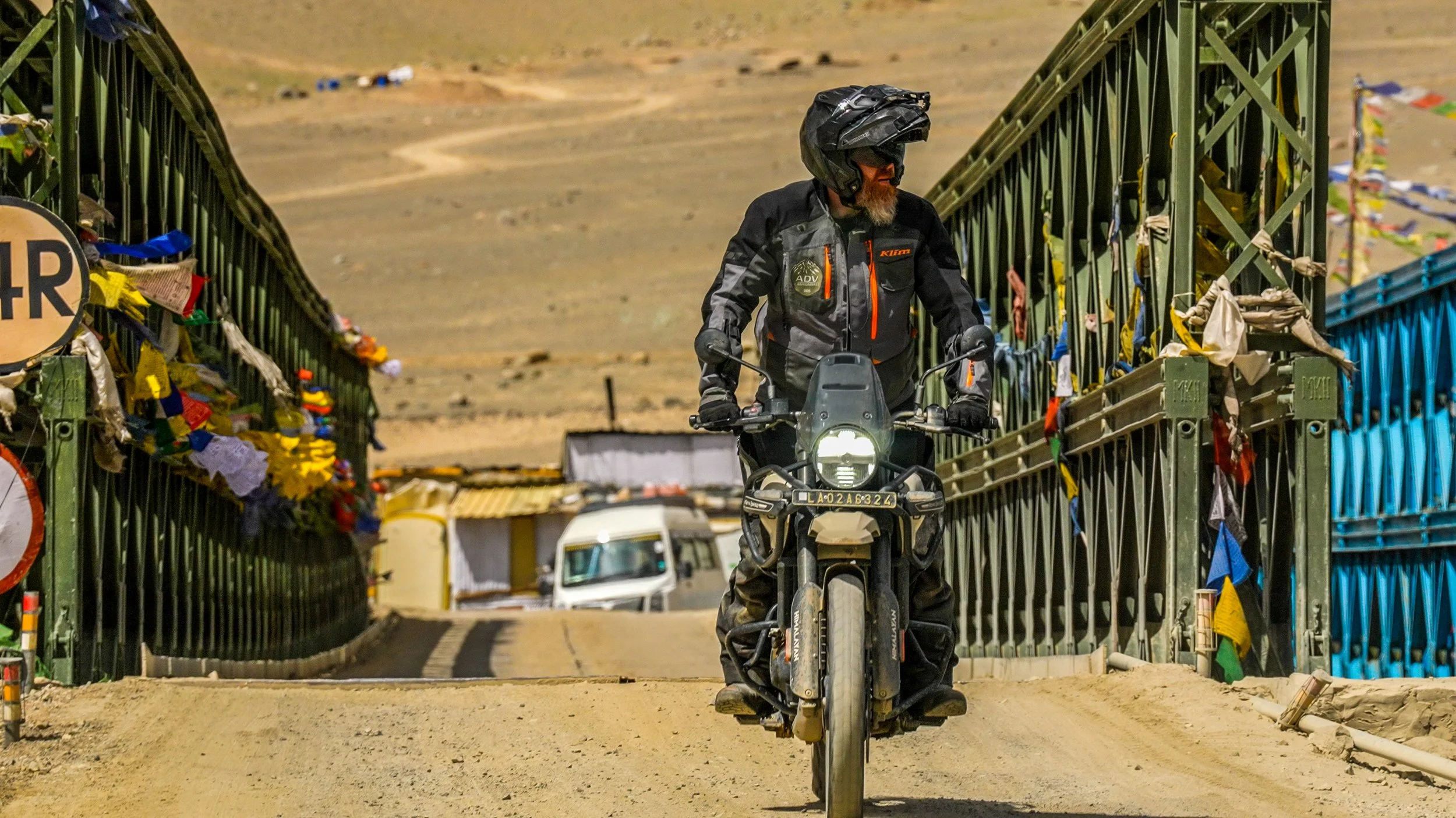 Aaron_Pufal_ Himalayas_India_2025_b.jpg