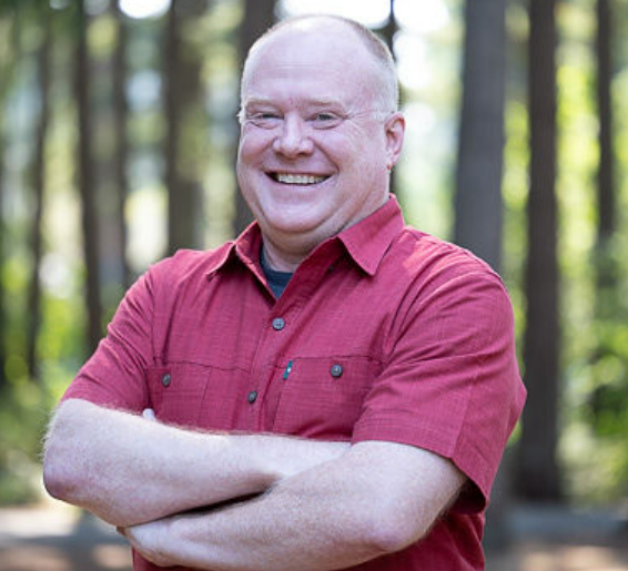 Ken Johnston. Headshot - Ken-cropped.PNG