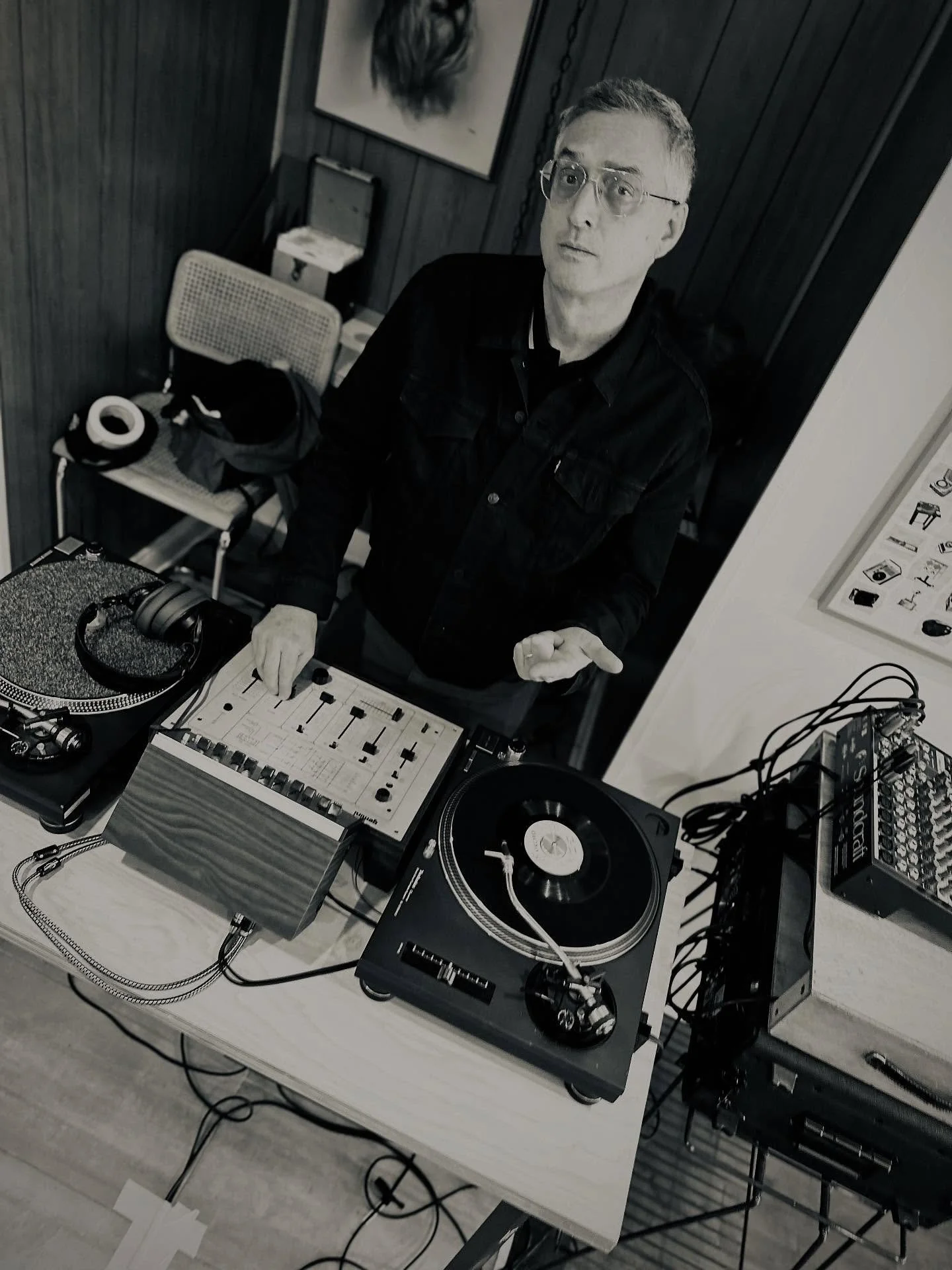 Eight selectors brought disparate tunes, spanning time and geography, yet there was a continuity throughout. A vibe, a tone, a feeling. Thank you for that, Andrew @unesco_hifi, Jamie @bloodfaceman, Evan @ughhh137_ , Anders @brotherlydubs, Yoni @yoni1