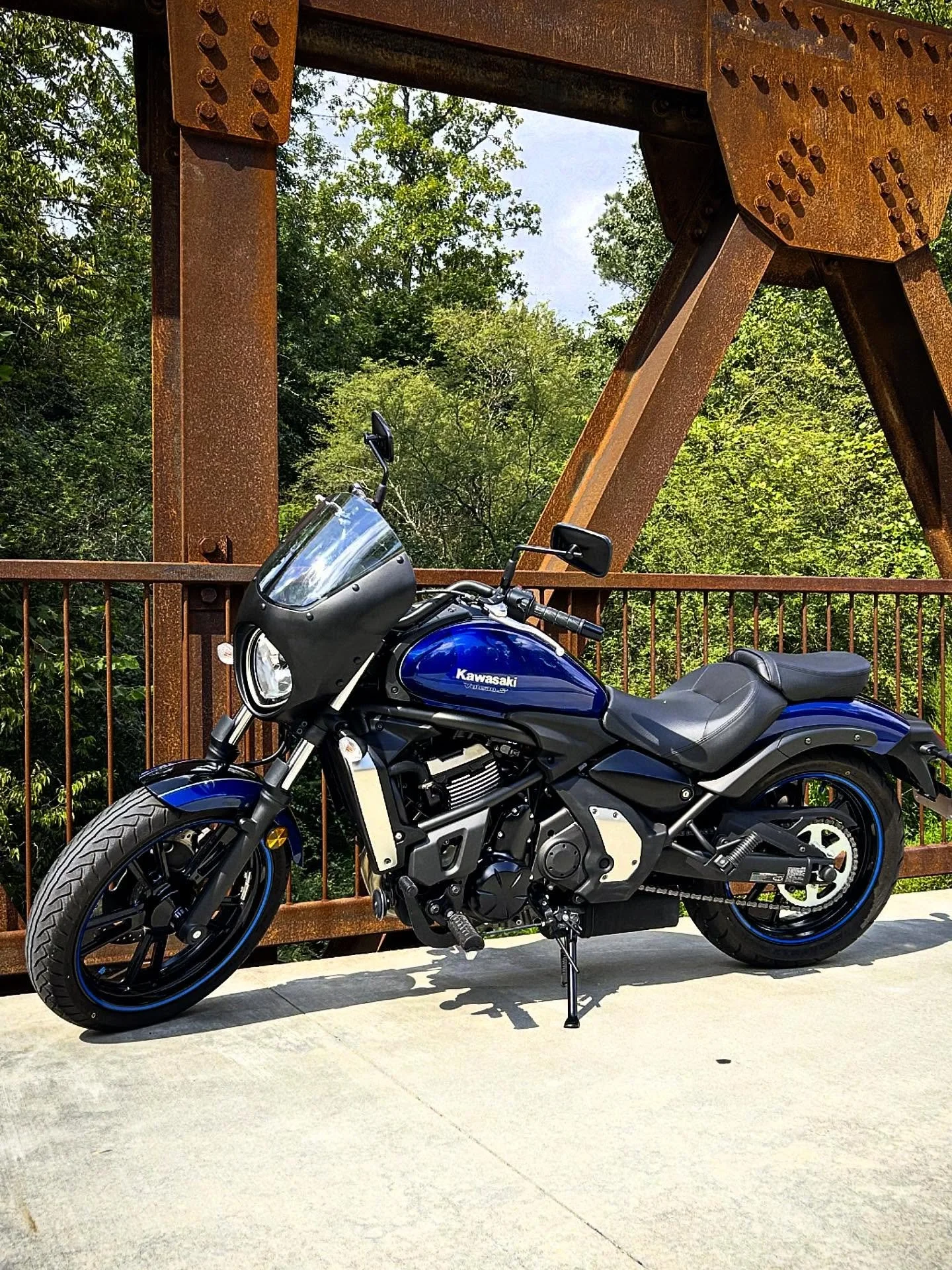 New chapter 🏍️

Not sure if I'm going to spam my photography page with pics of my bike, but I definitely won't be mad if riding takes me to cool new places to take pictures 

#Motorcycle #Kawasaki #KawasakiVulcanS #KawasakiVulcanS650SE #Photography 