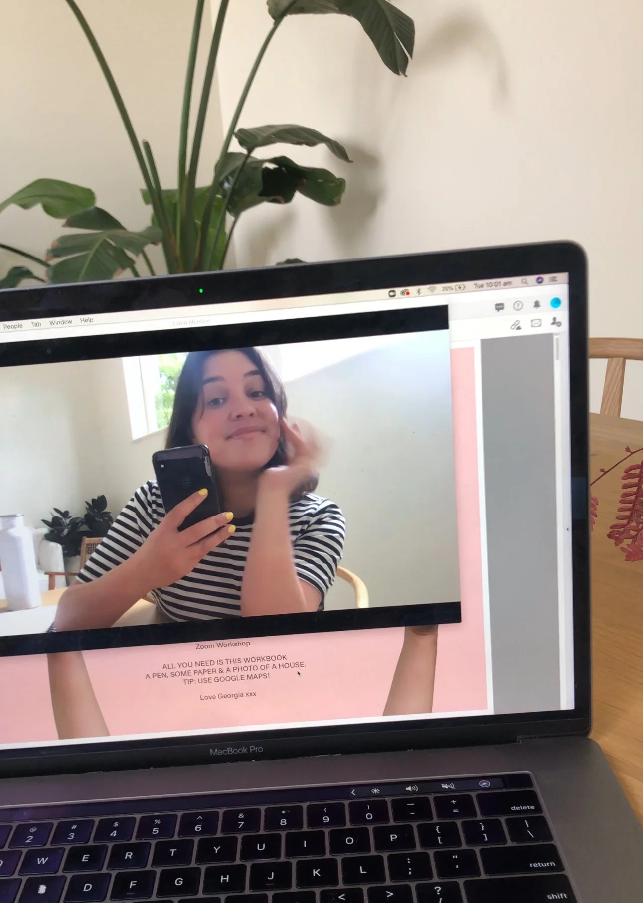 5 Ways I Wouldn’t Scale My Art Business in 2025