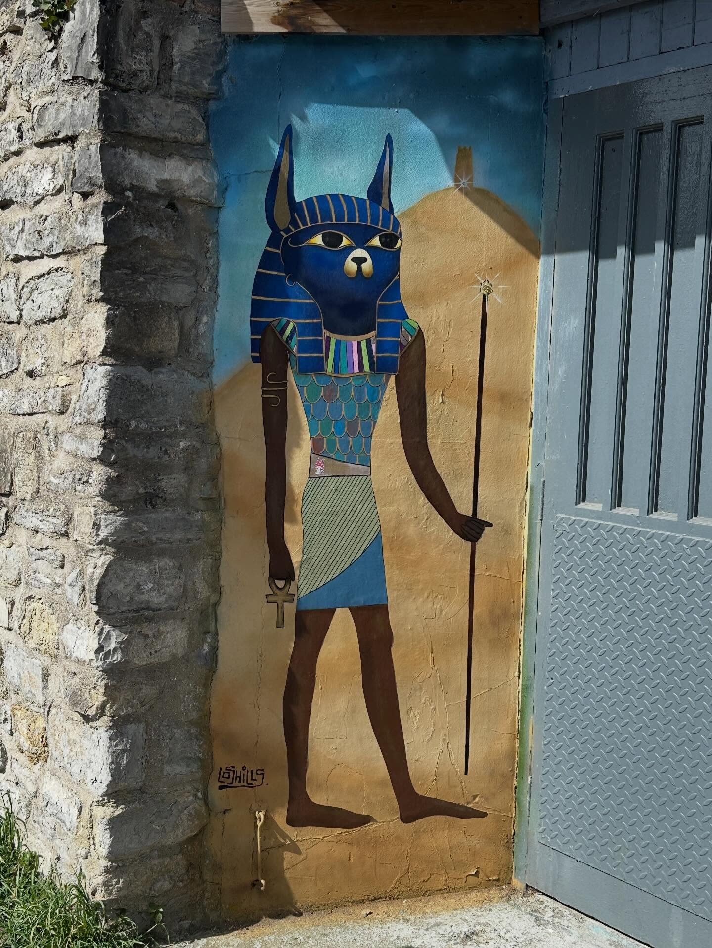 New Glastonbury street art! Glastonbury has a delightful and slowly changing collection of street art - these are two new (or relatively new) pieces I found tucked away by the car park I most often use when I&rsquo;m heading to the post office there.