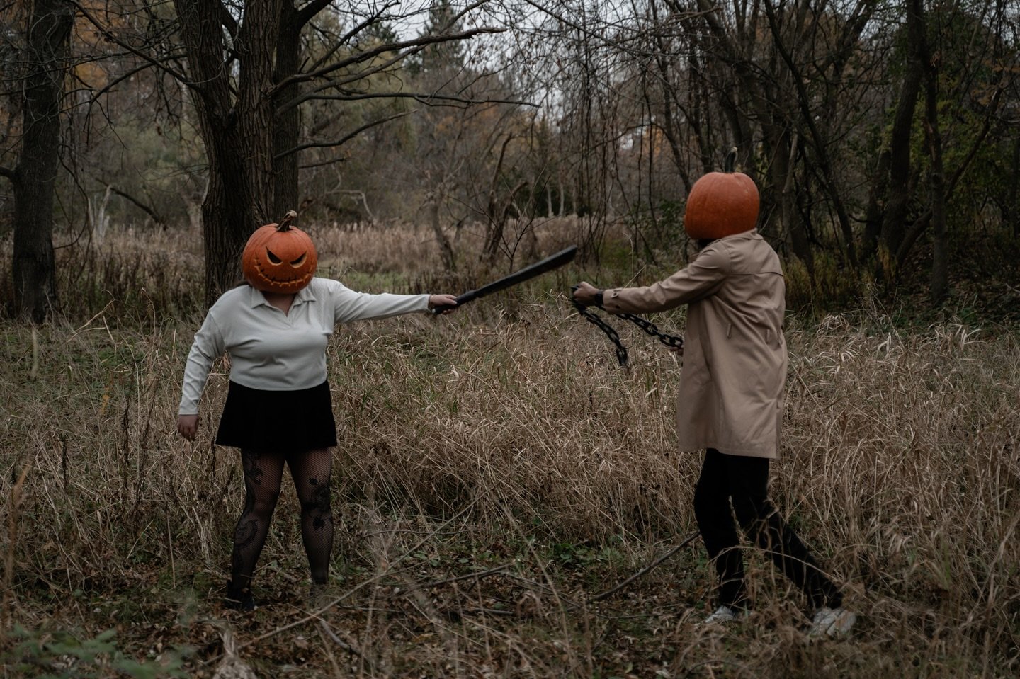 The day after Halloween ends, let&rsquo;s get ready to celebrate next year, cause with me, Halloween is everyday!!

Thank you @keannamarshall_ for asking me to photograph this for both of you!! 

#halloweenphotoshoot #halloween #halloweenphotography 