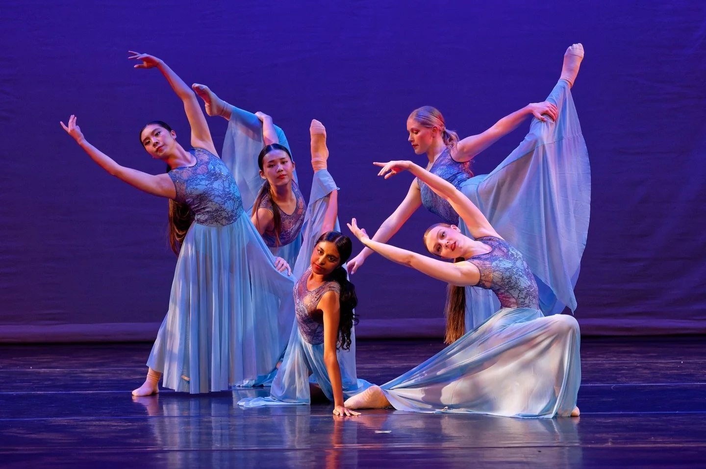 Happy International Dance Day! 💙
There are many things to gain from dance, including lifelong and meaningful friendships. Here are a few moments from &ldquo;Hometown Glory&rdquo; danced and choreographed by our senior BAE dancers, whose bonds shine 