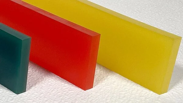 Straight / square edge squeegee profile