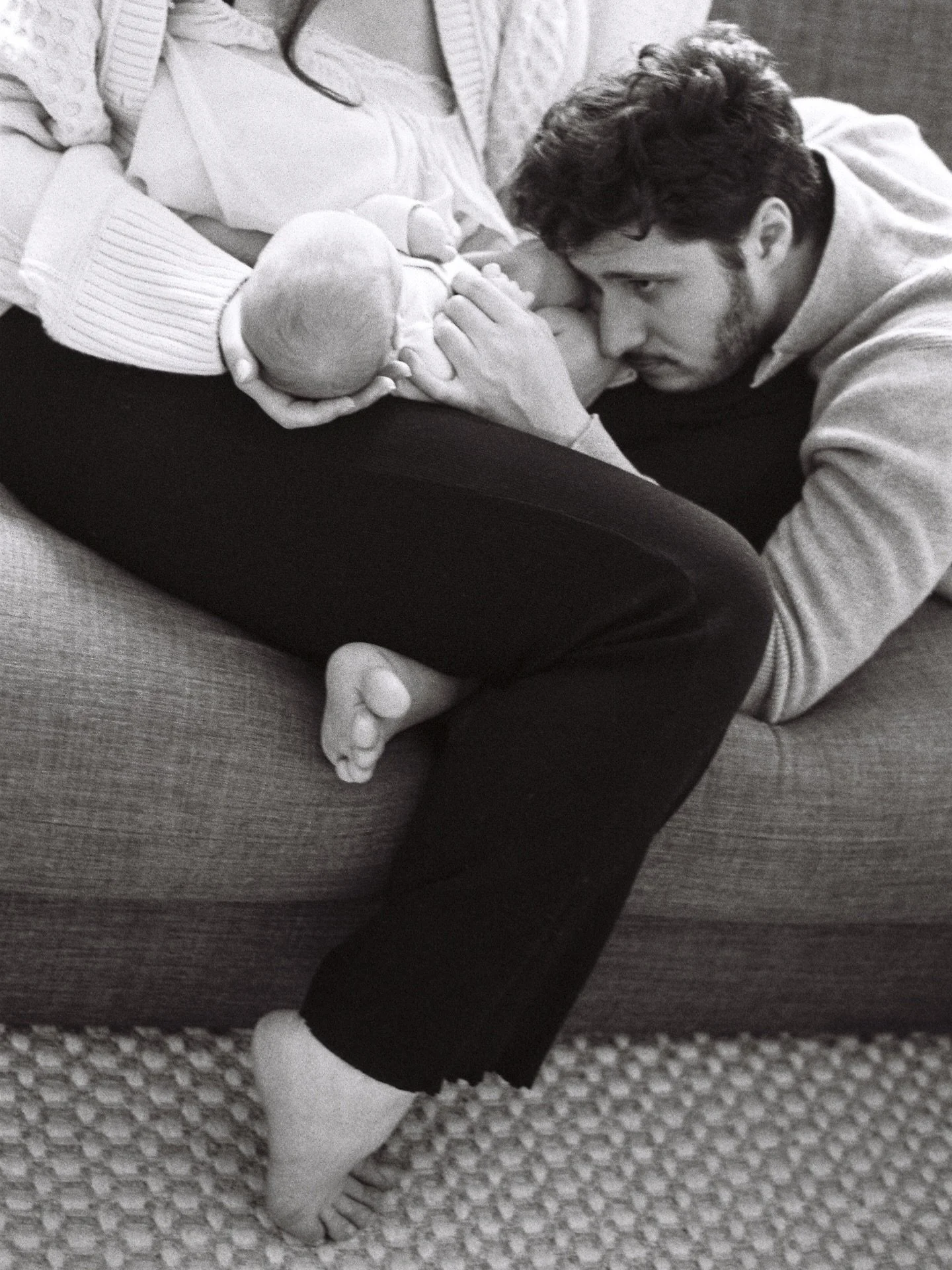 There is a lot to be said about men who have the power in this world, but the men I get to meet in my sessions tell a different story. In a maternity or newborn session my eyes are first on the mom. But I consciously make the effort to see the dads t