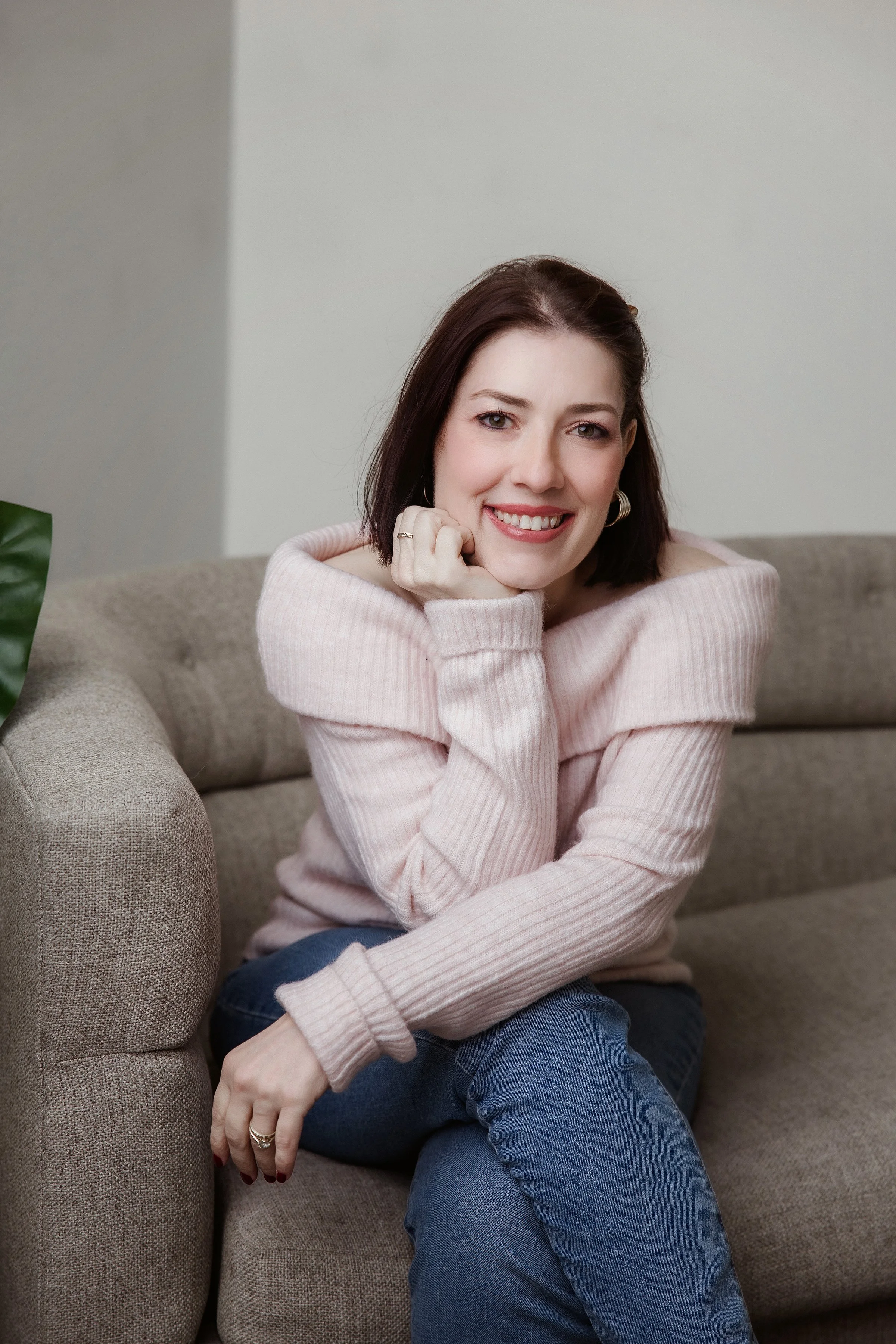 orange county trauma therapist jessica lu emdr attachment therapy-5.jpg