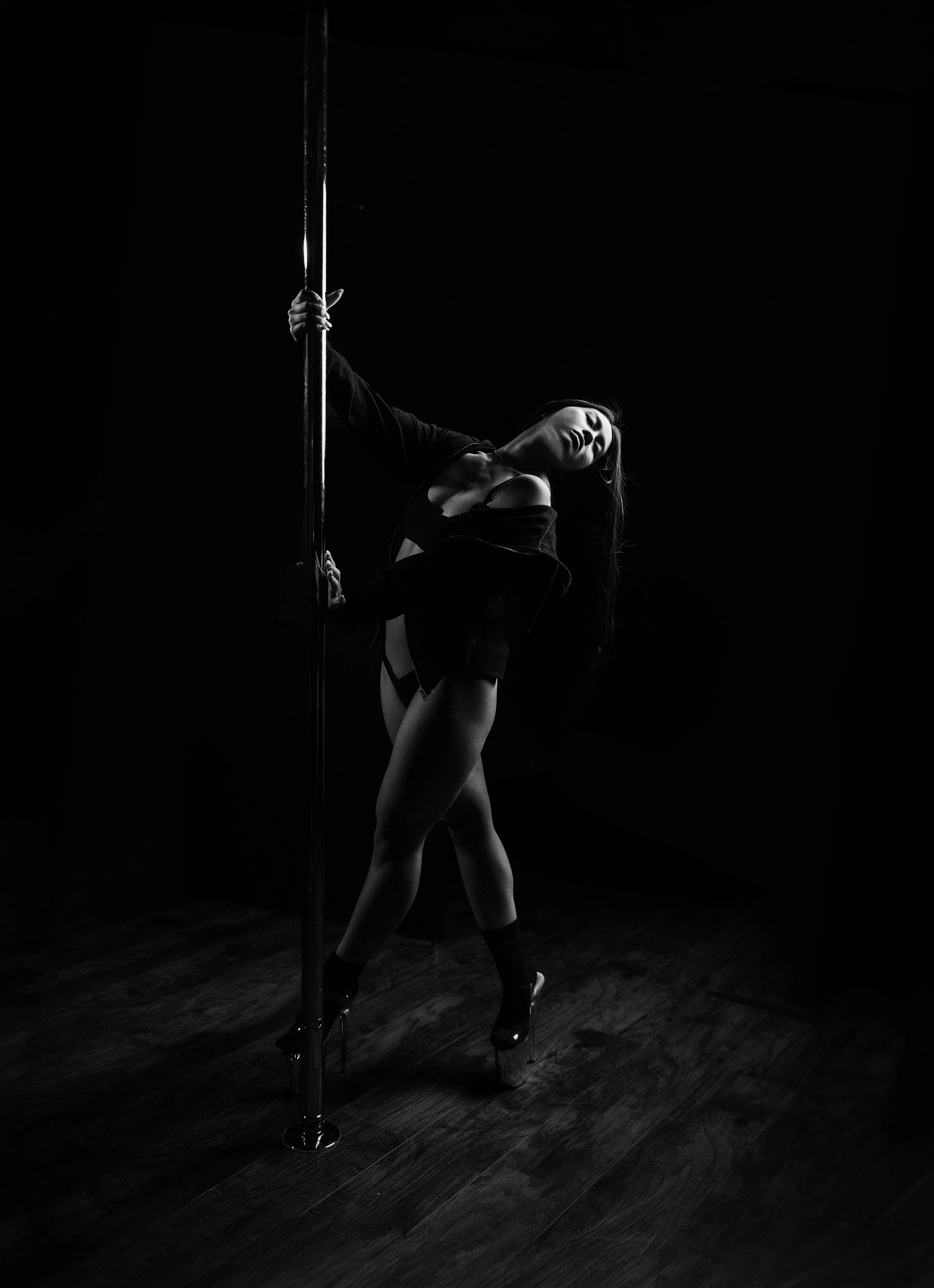 OC pole fitness dance studio HAUS of Embodiment feminine movement105.jpg
