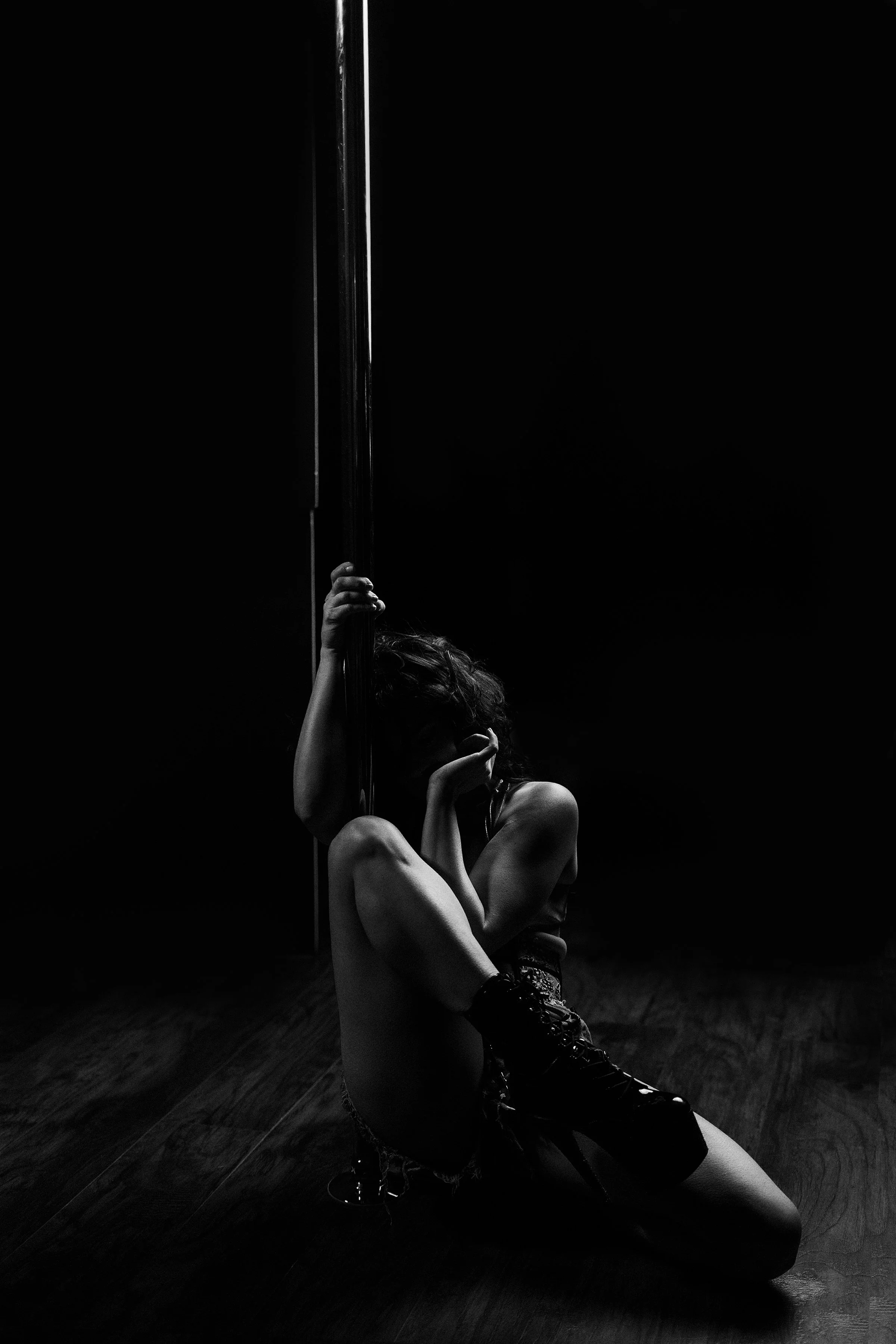 OC pole fitness dance studio HAUS of Embodiment feminine movement15.jpg