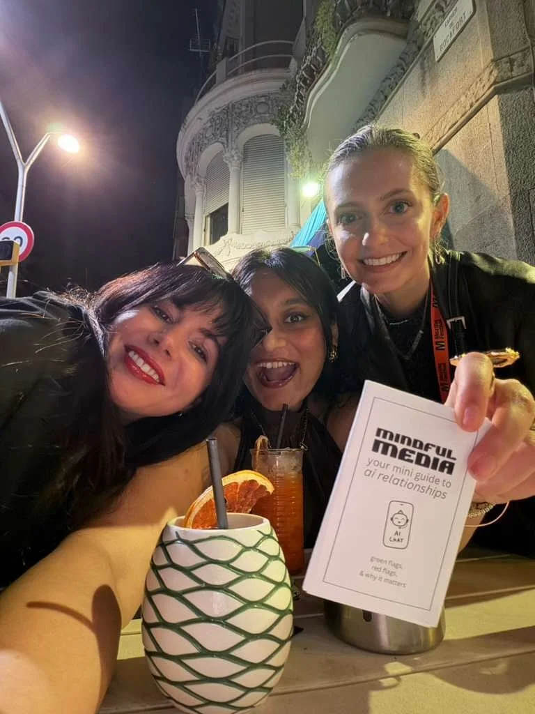 Snapshots from Barcelona for #Mozillafest 💿💻💾

My goal was to get a front row seat for @tazinkhannorelius &lsquo;s presentation and panel with @thelittlestleiken &nbsp;(!!!!!) and to connect Online &amp; IRL with the people and organizations pushi