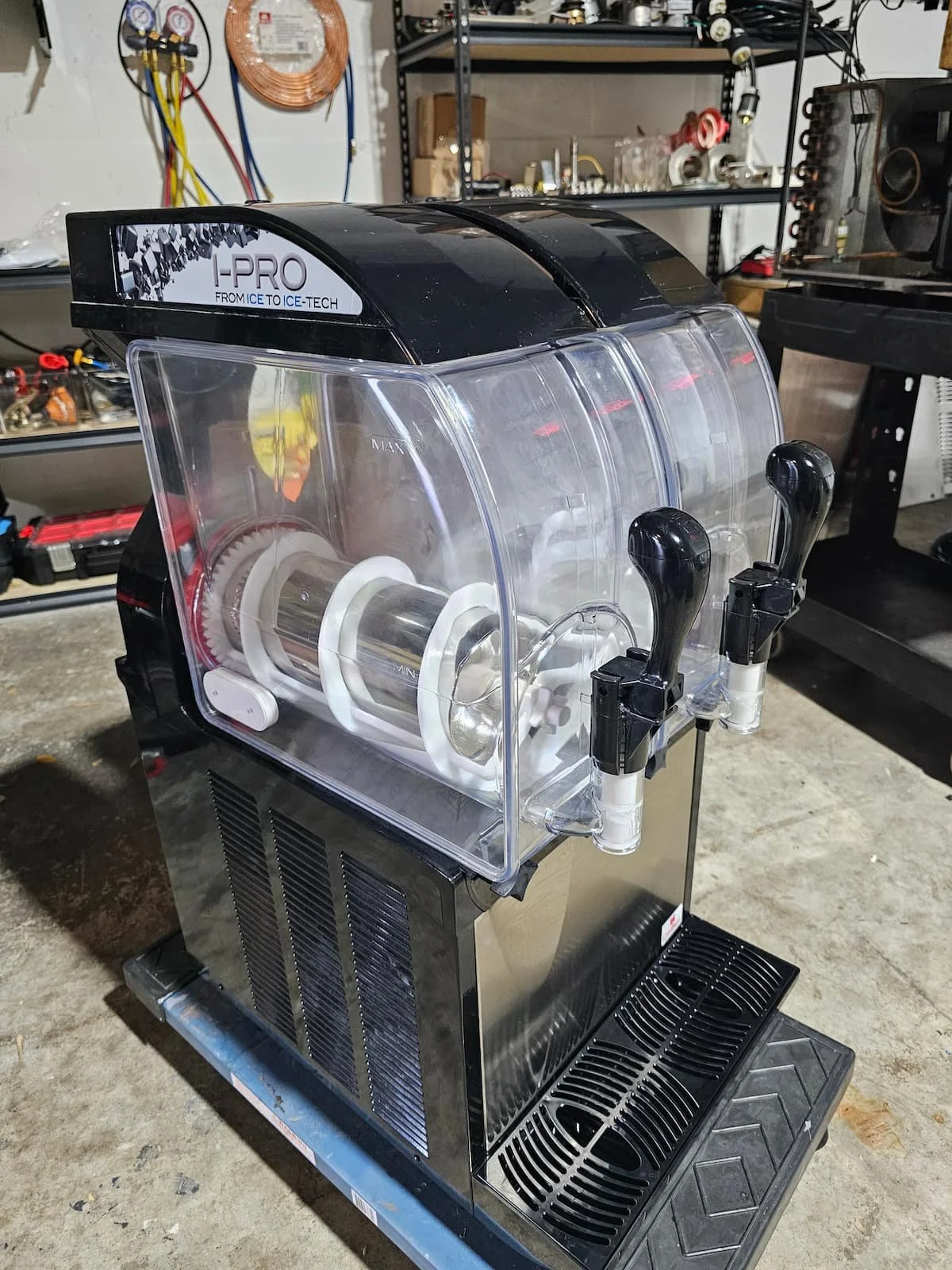 Sell your used frozen drink or soft serve machine to Slush Plus